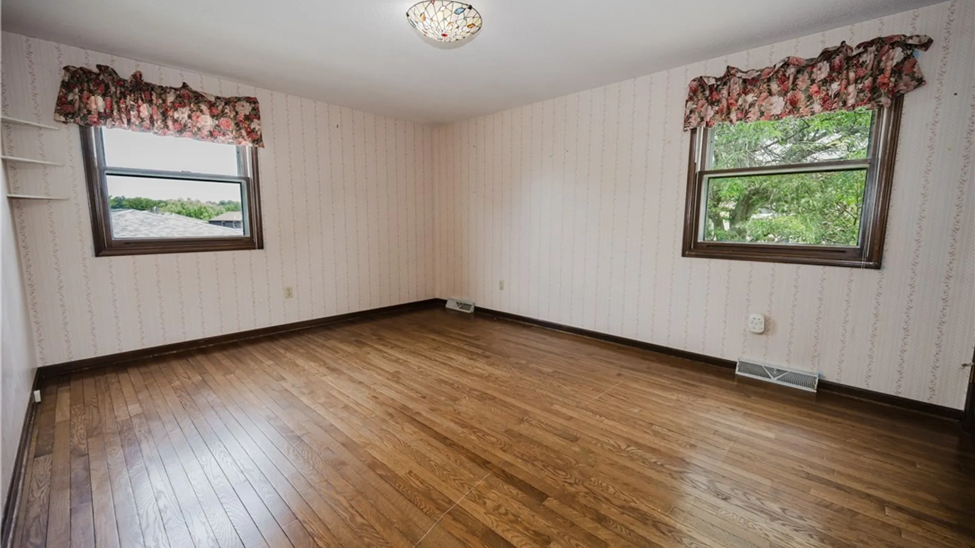 Property at 4633 Deerfield Road, Hamburg, NY 14075 27