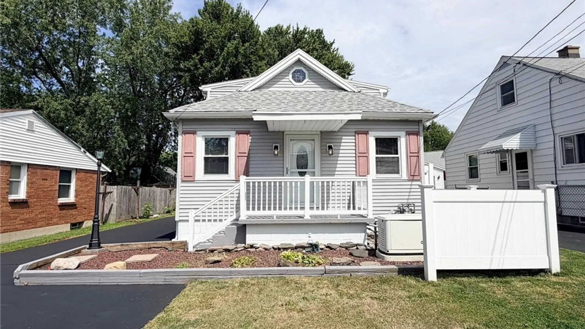 Property at 2650 Ferndale Avenue, Hamburg, NY 14075 3
