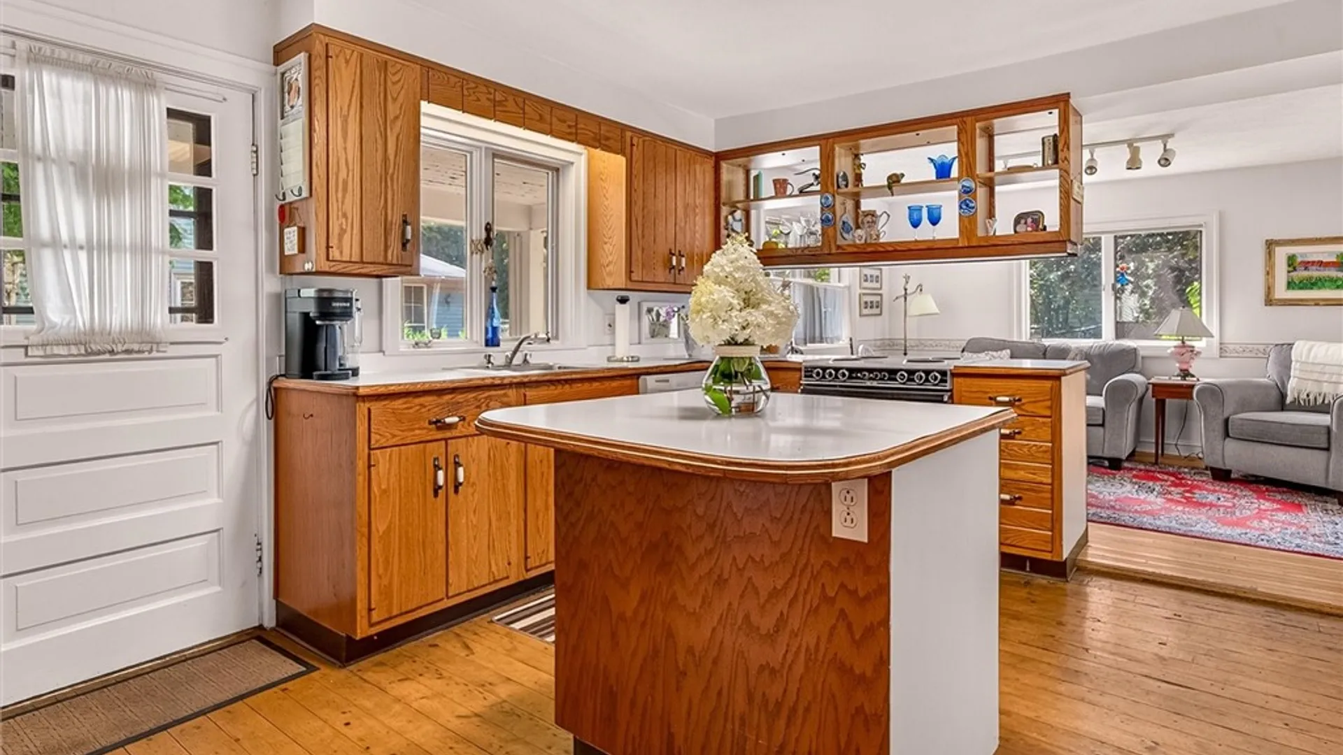 Property at 10 Craigie Street, Leroy, NY 14482 20