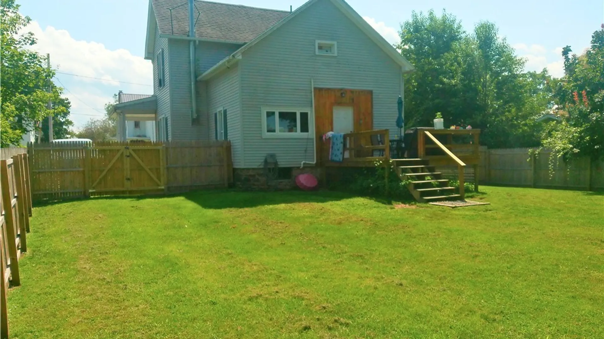 Property at 17 Chestnut Street, Belfast, NY 14711 3