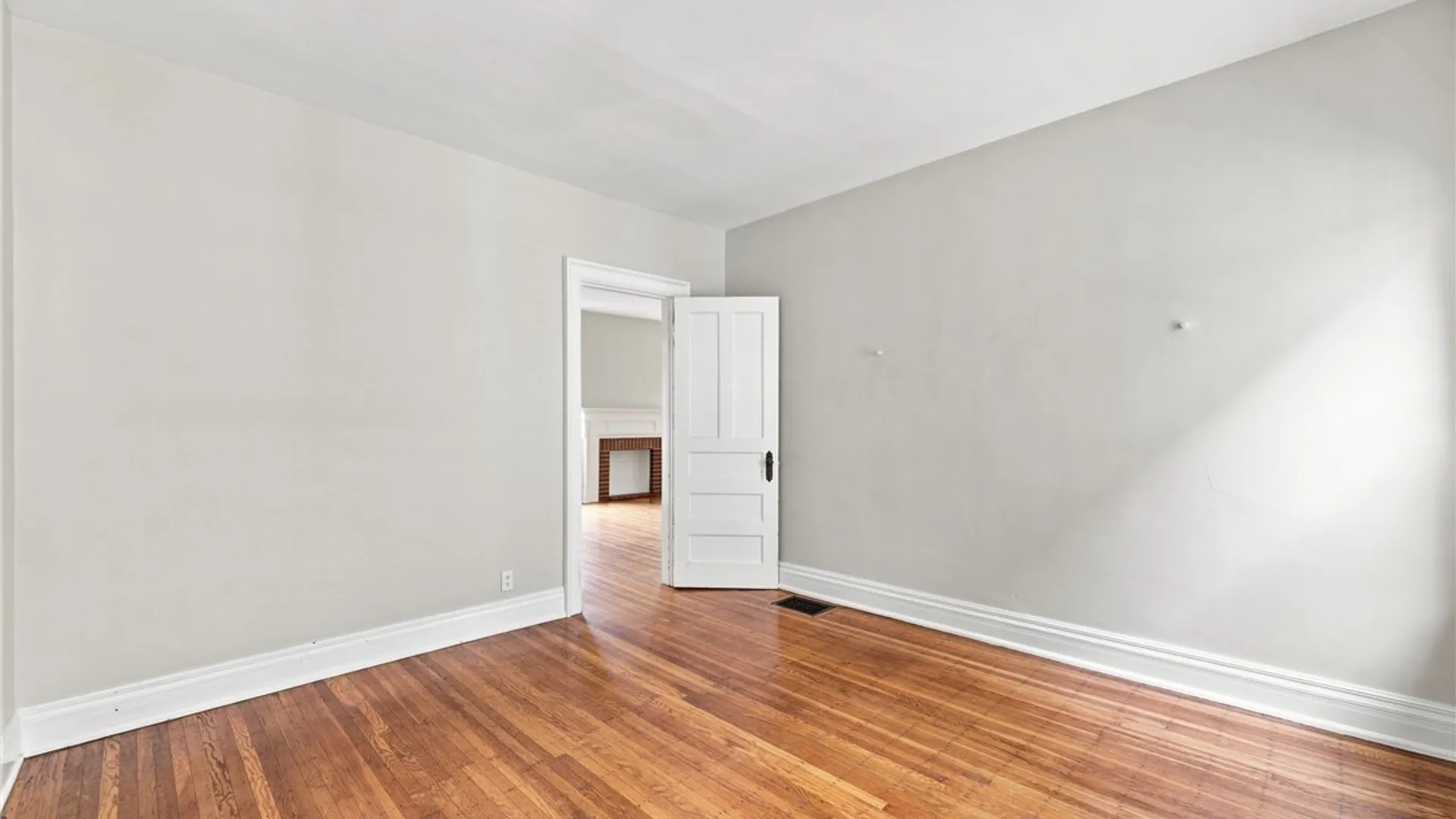 Property at 193 Woodward, Buffalo, NY 14214 13