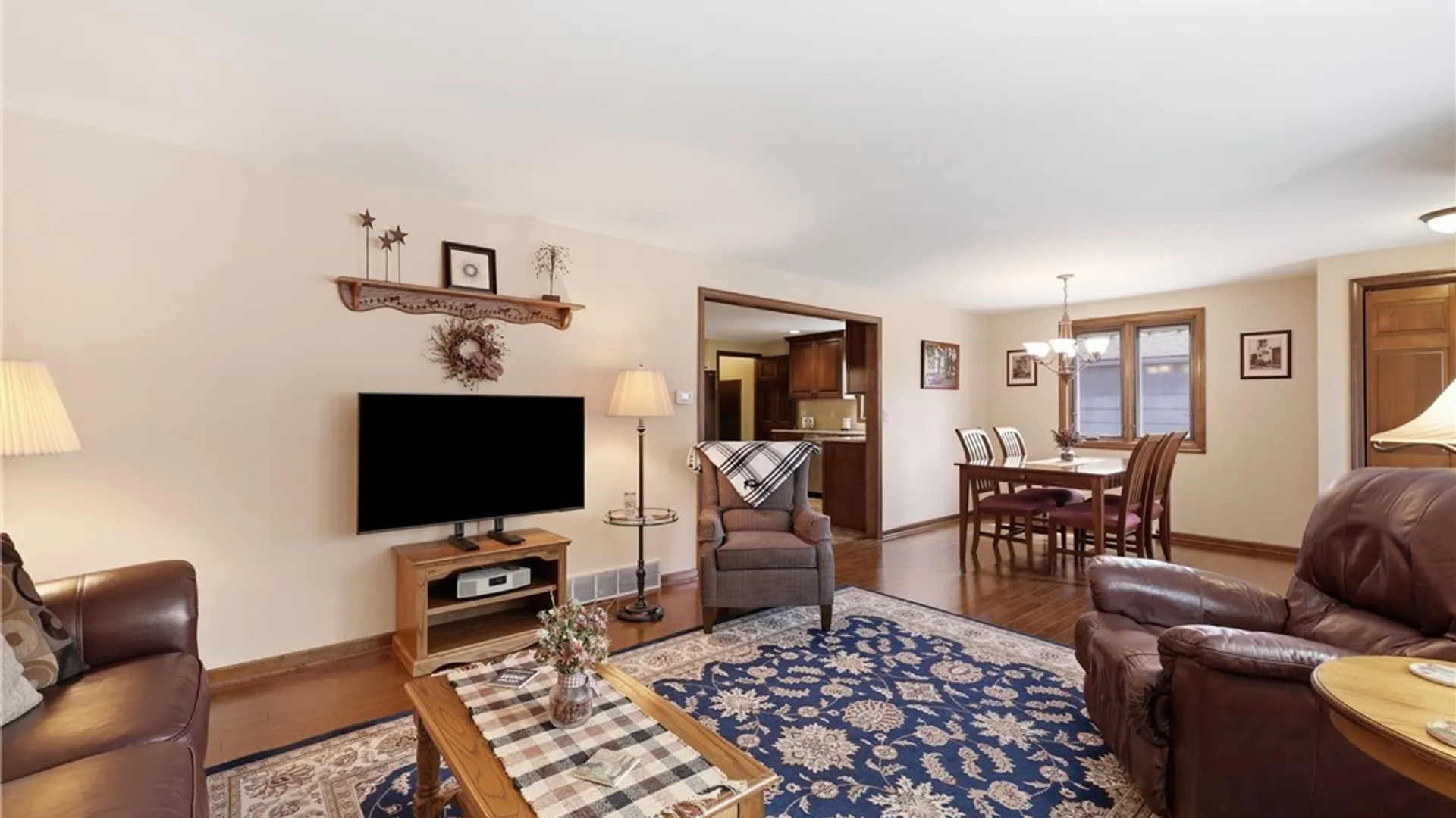 Property at 202 Barbados Drive, Cheektowaga, NY 14227 10