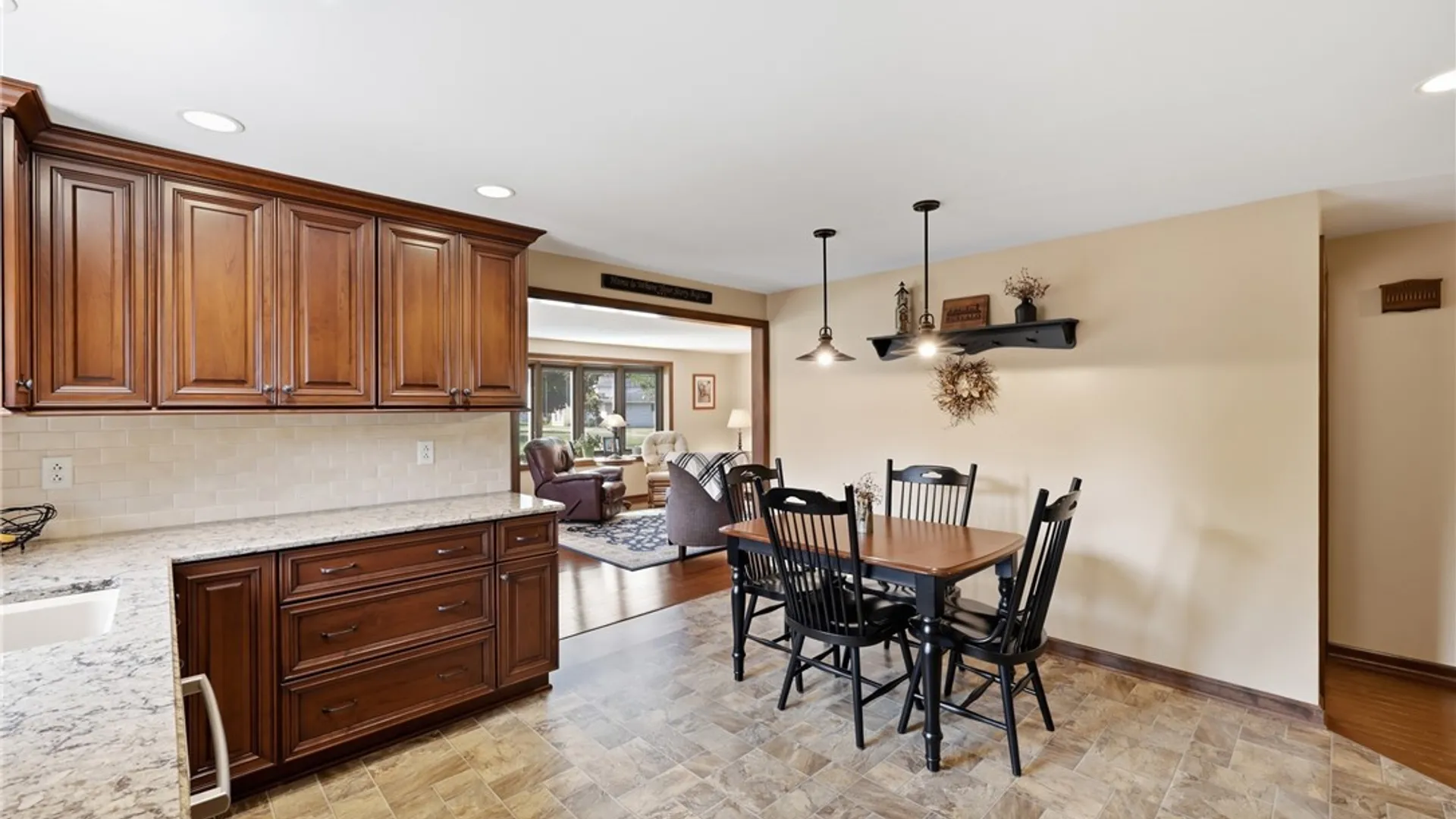 Property at 202 Barbados Drive, Cheektowaga, NY 14227 11