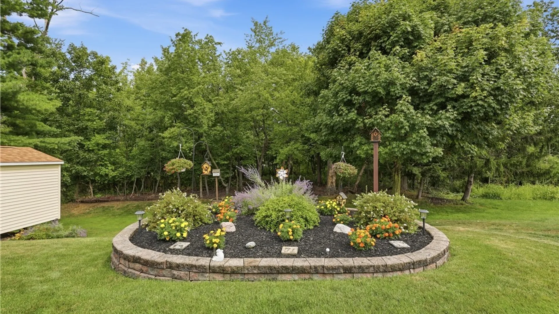 Property at 202 Barbados Drive, Cheektowaga, NY 14227 39
