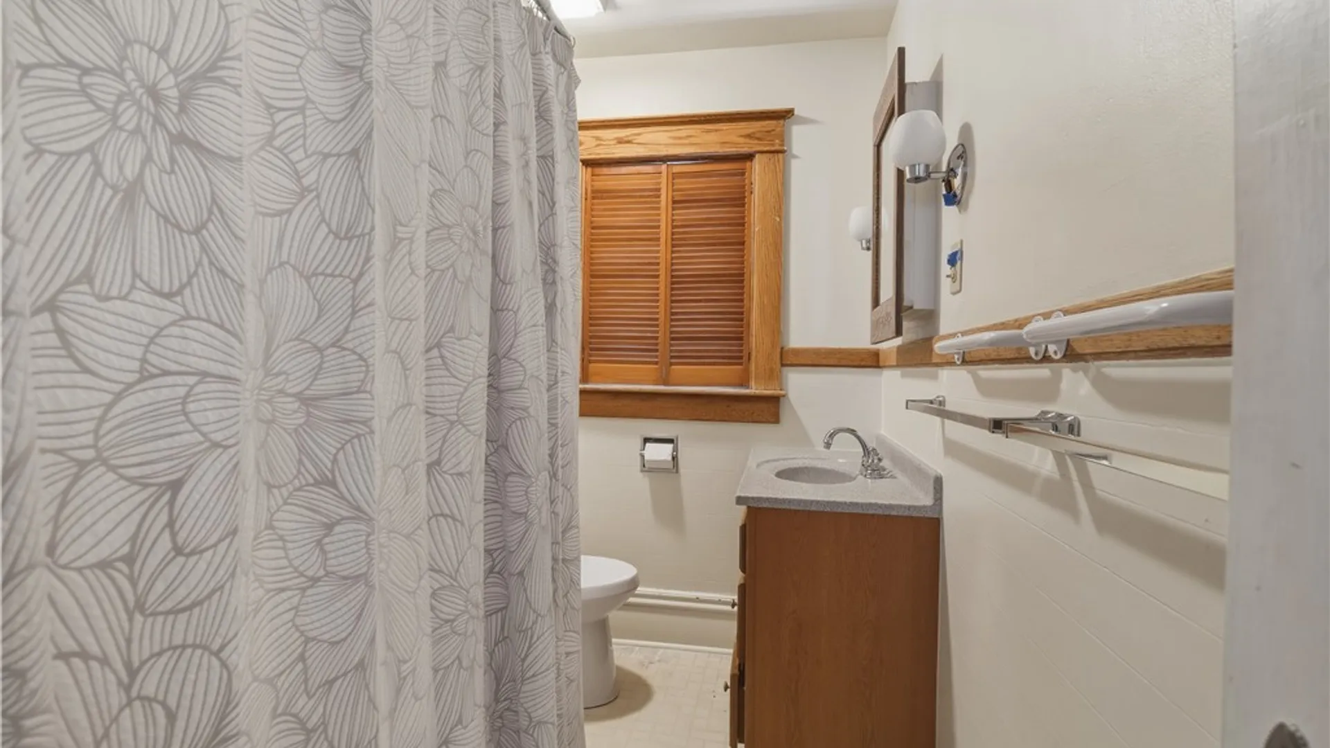 Property at 134 Weeks Street, Jamestown, NY 14701 6