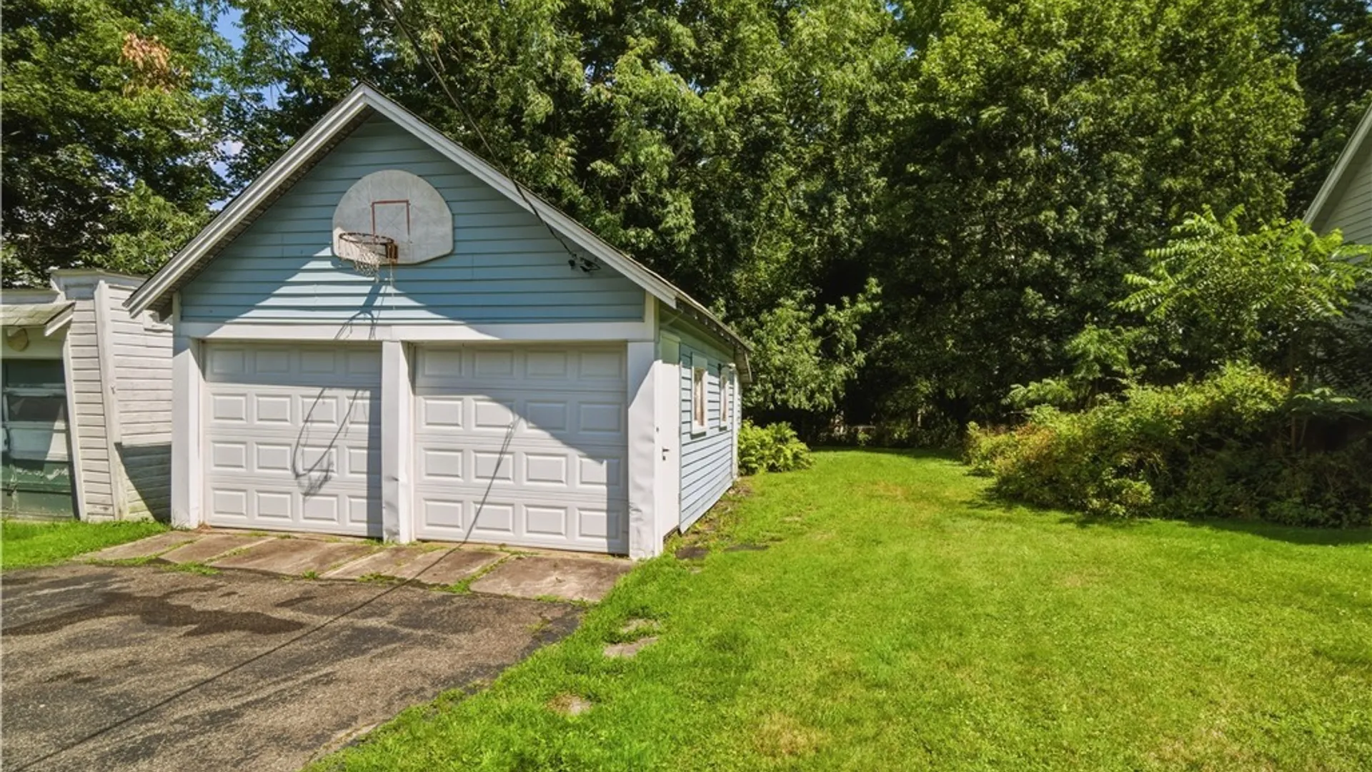 Property at 134 Weeks Street, Jamestown, NY 14701 23