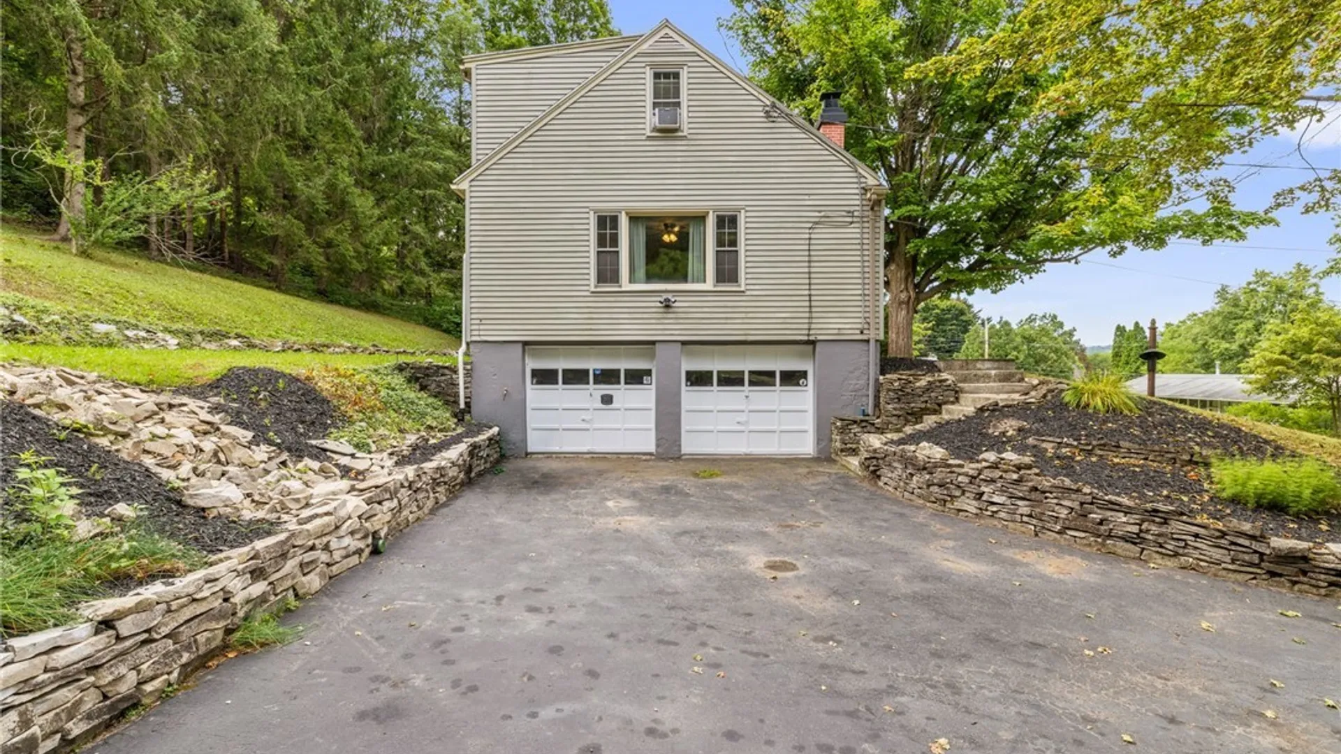 Property at 106 Snell, Syracuse, NY 13205 3