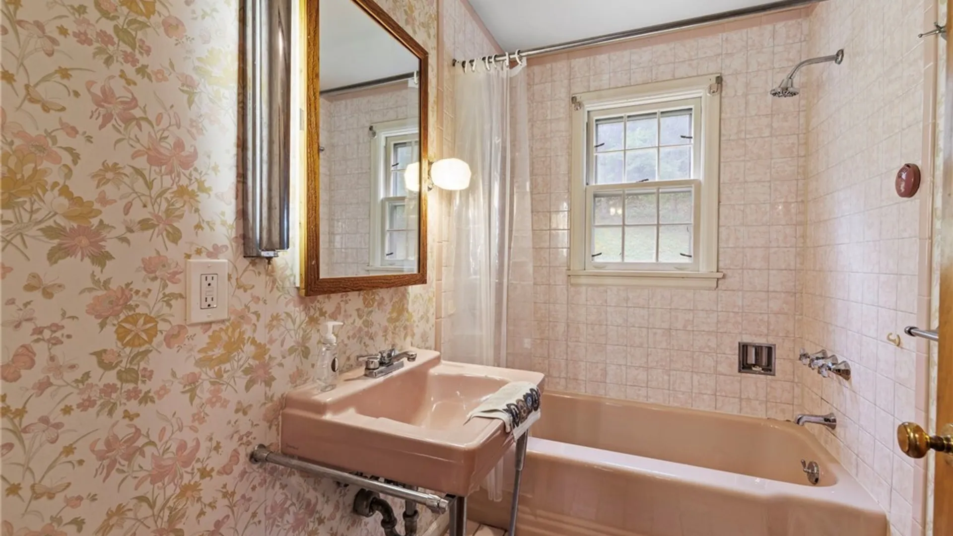 Property at 106 Snell, Syracuse, NY 13205 21