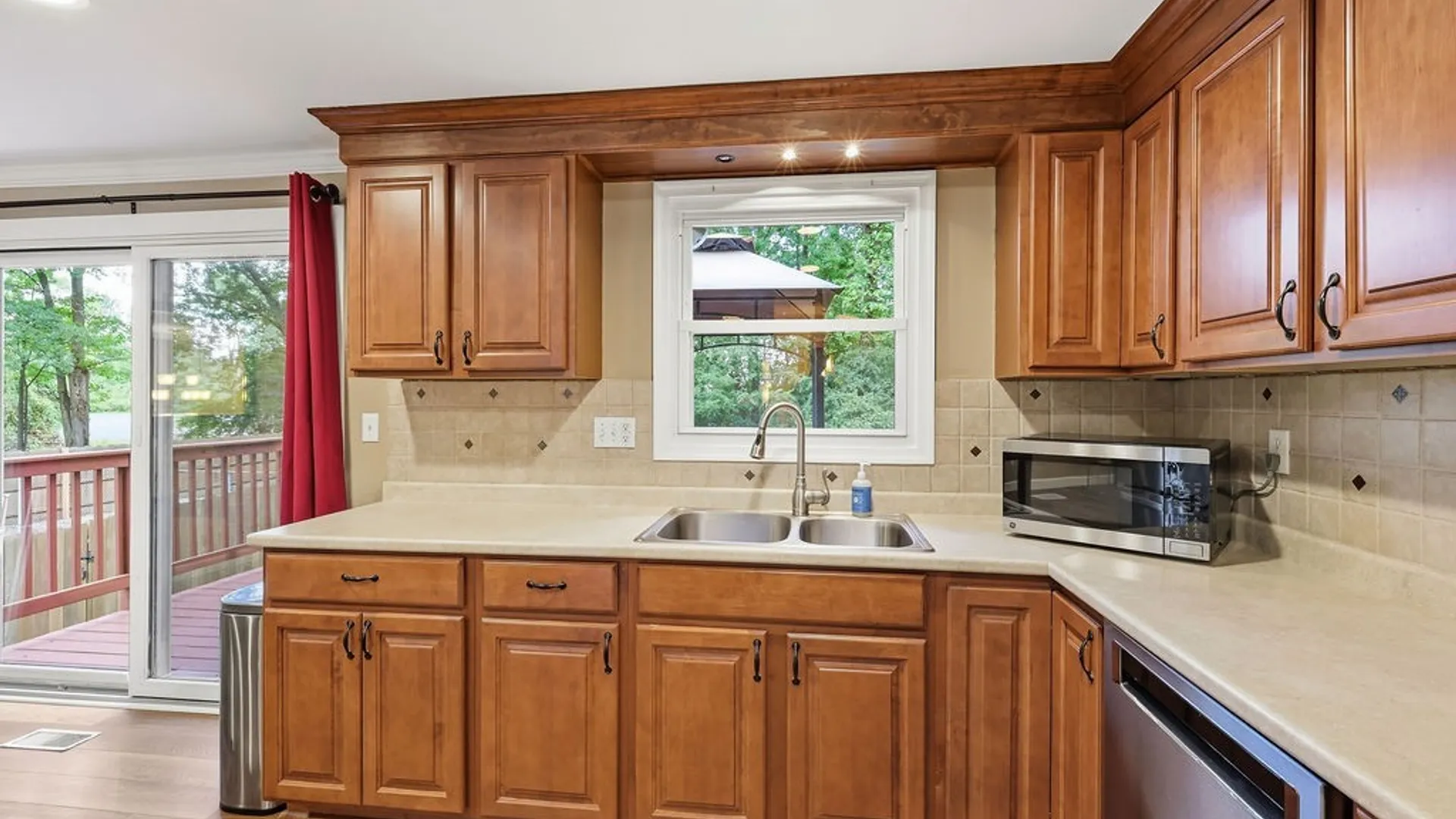 Property at 303 Donlin Drive, Salina, NY 13088 19