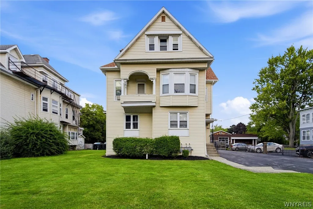Property at 366 Goundry Street, North Tonawanda, NY 14120