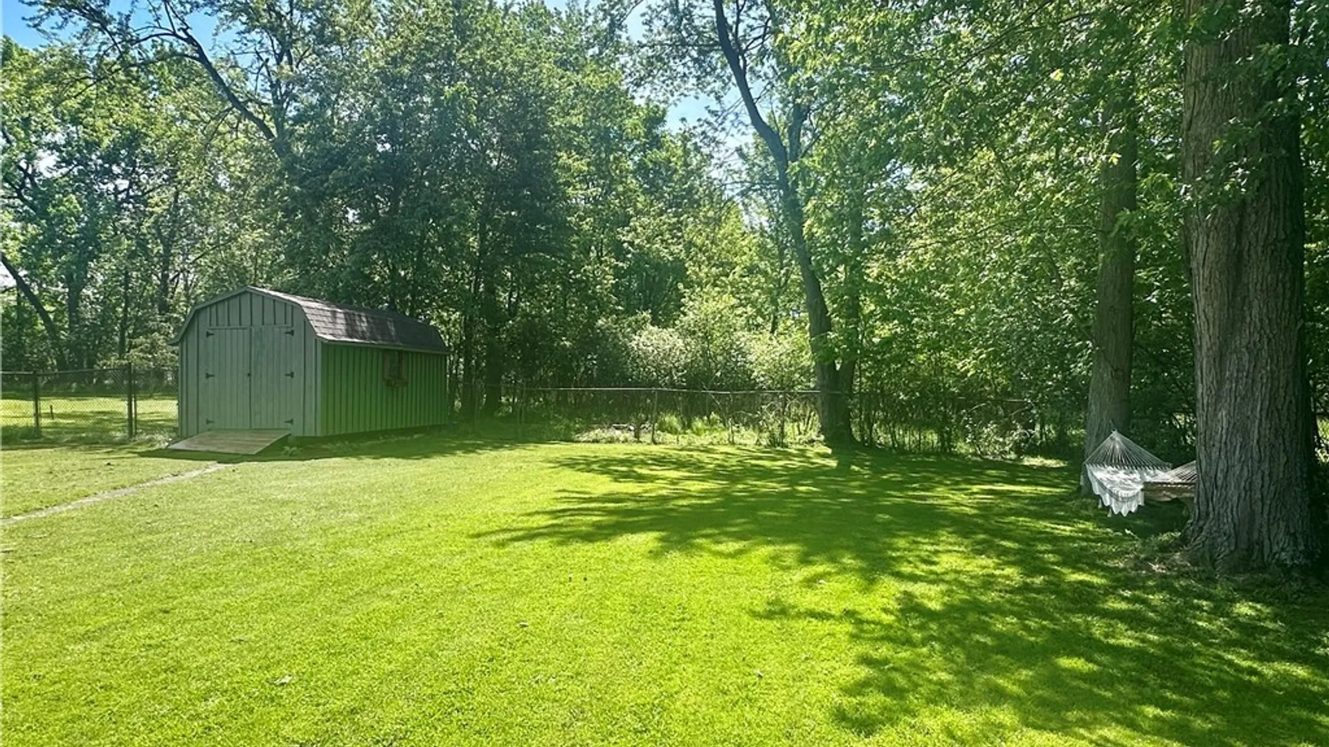 Property at 2255 Berg Road, West Seneca, NY 14218 8