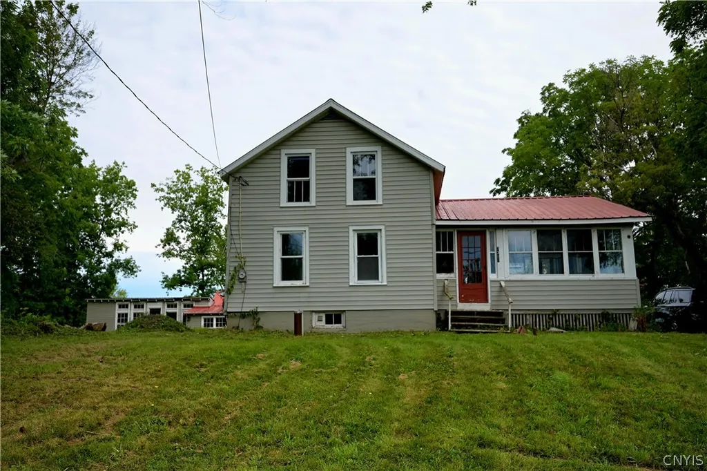 Property at 7381 State Route 5, Westmoreland, NY 13323