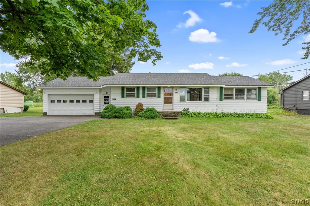 Property at 6020 Gillette Road, Cicero, NY 13039