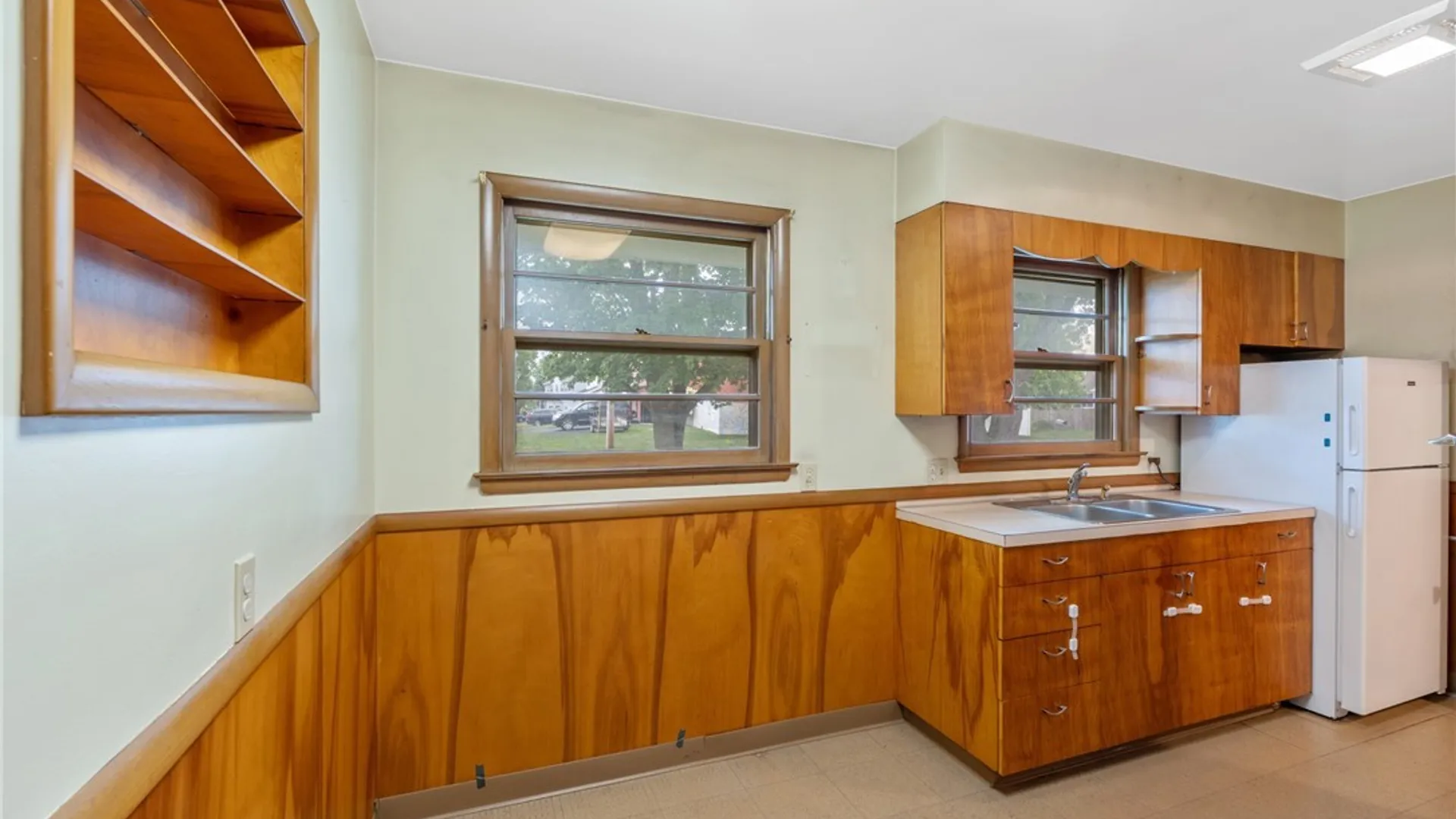 Property at 6020 Gillette Road, Cicero, NY 13039 8