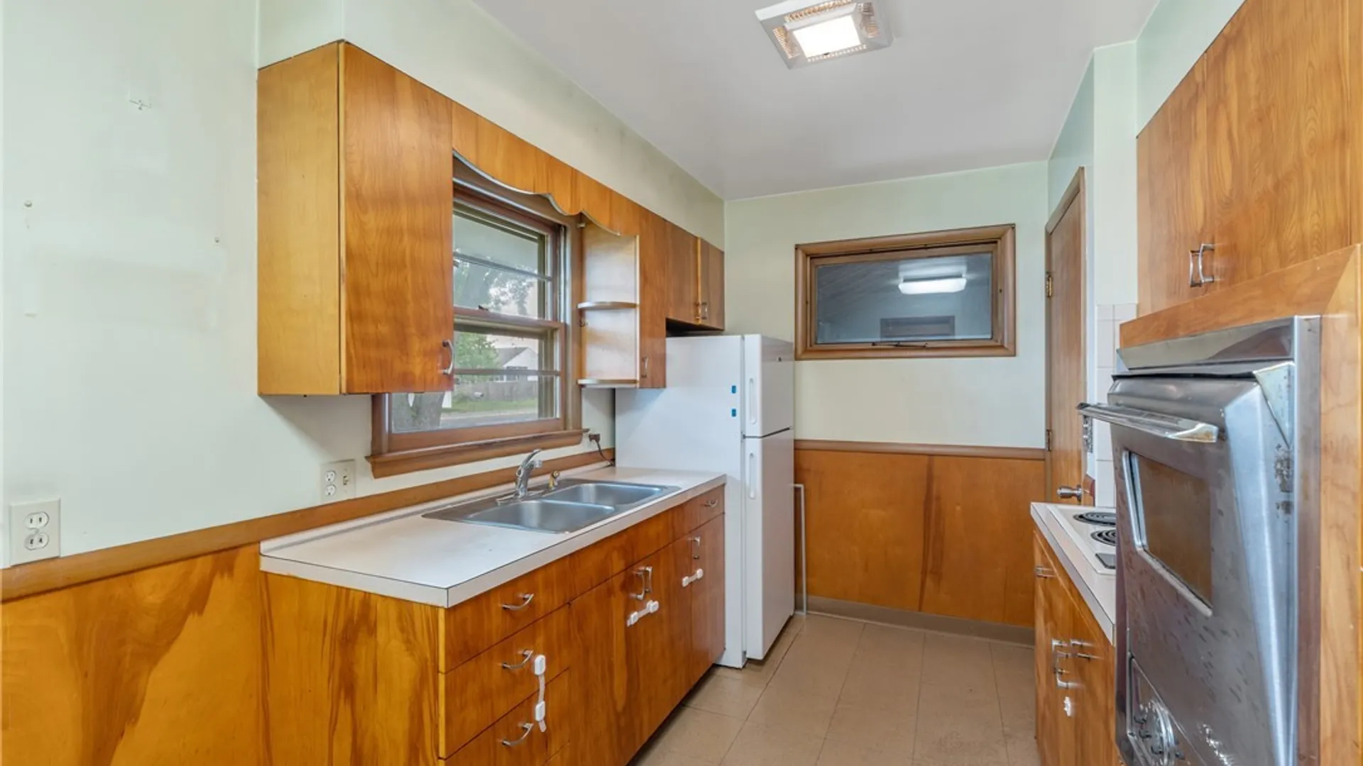 Property at 6020 Gillette Road, Cicero, NY 13039 11
