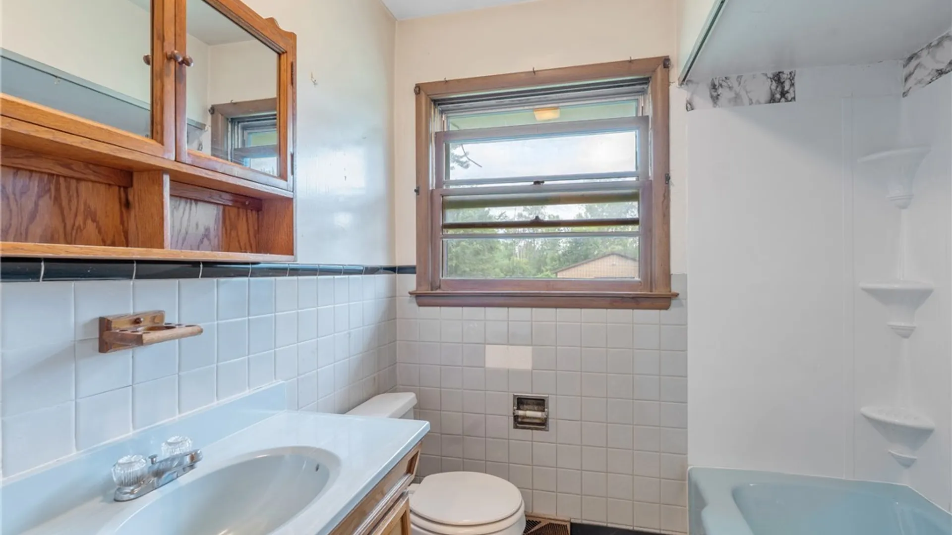 Property at 6020 Gillette Road, Cicero, NY 13039 19
