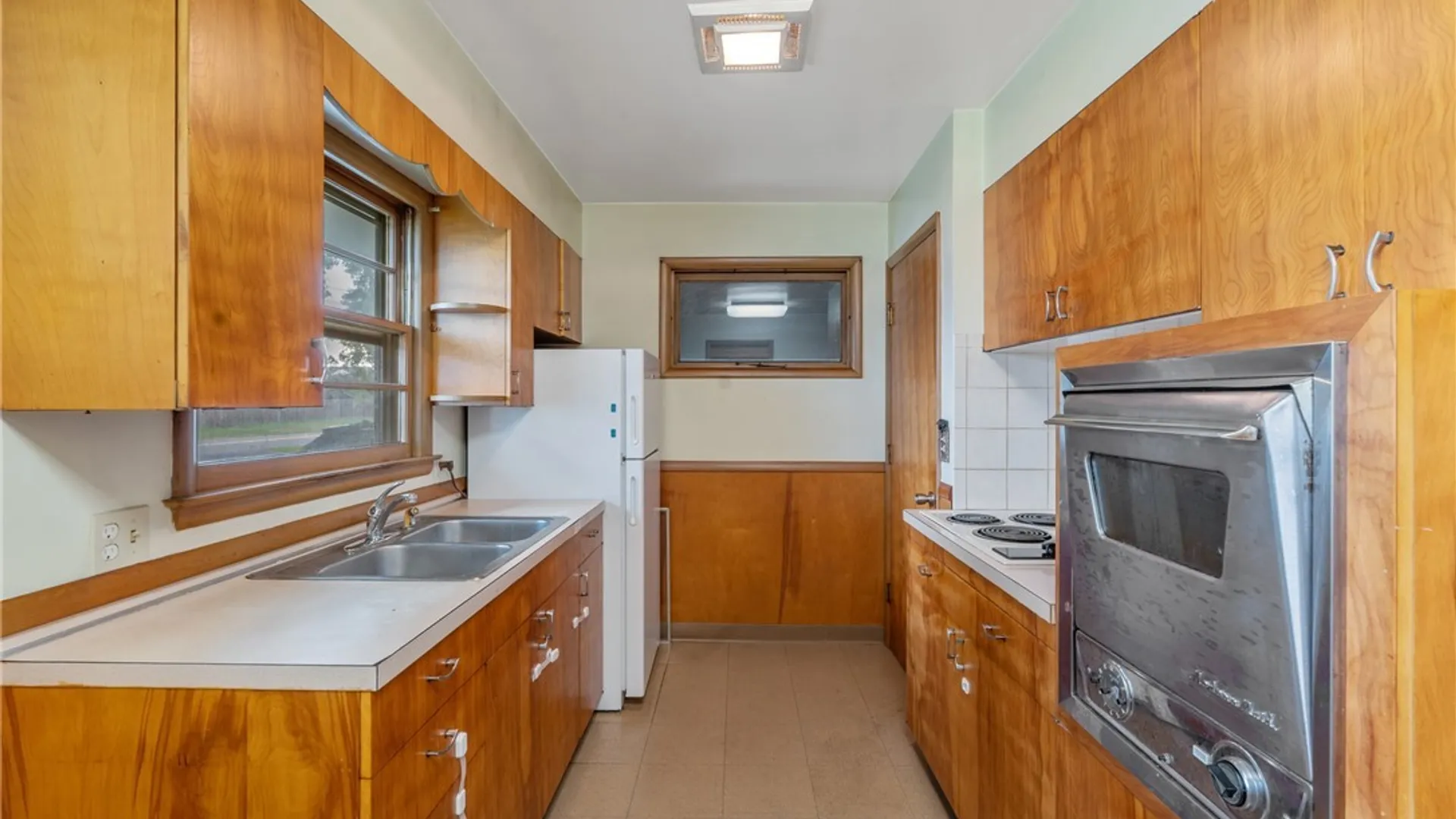 Property at 6020 Gillette Road, Cicero, NY 13039 14