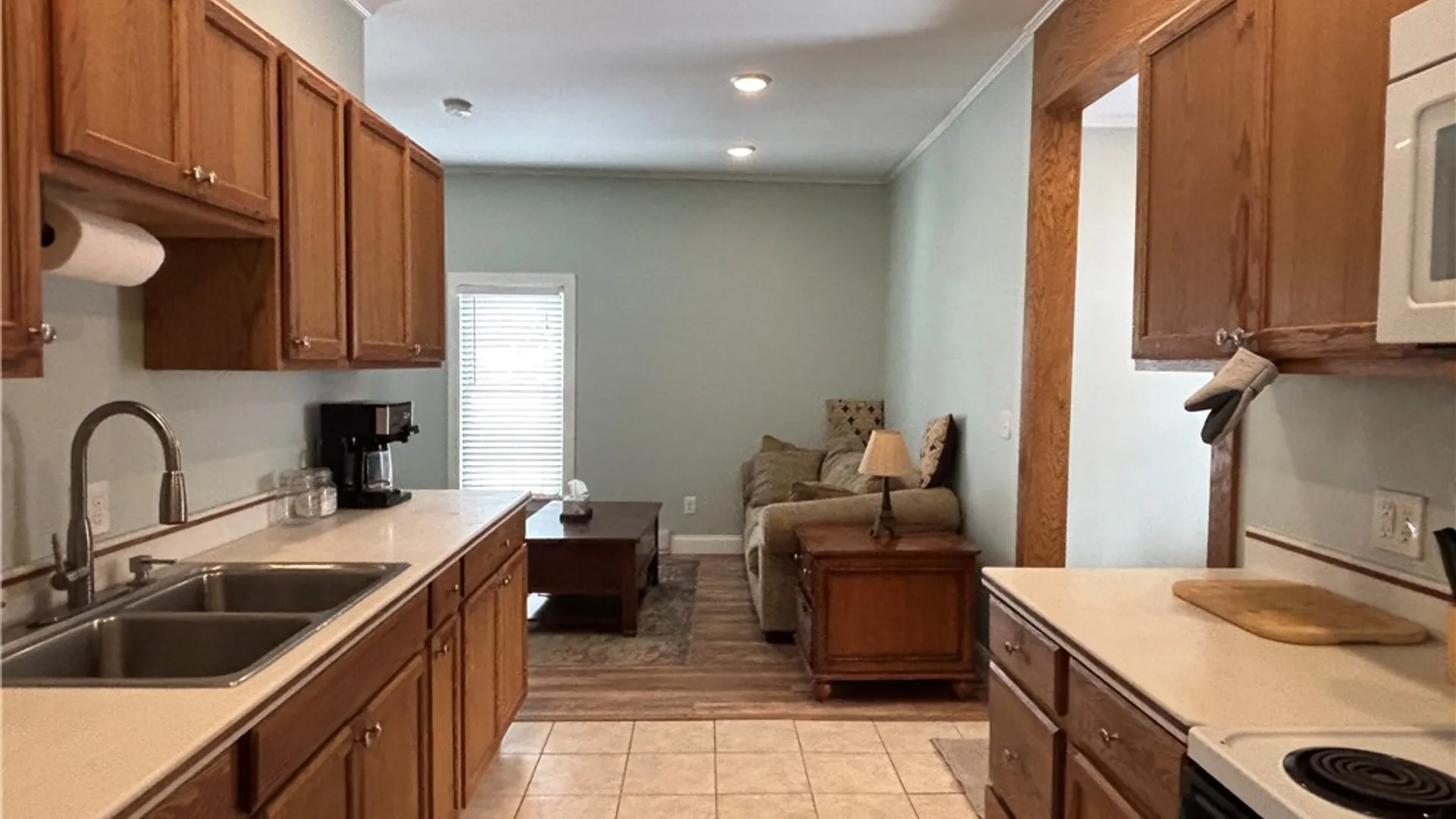 Property at 10 Reynolds Avenue, Oneonta, NY 13820 16