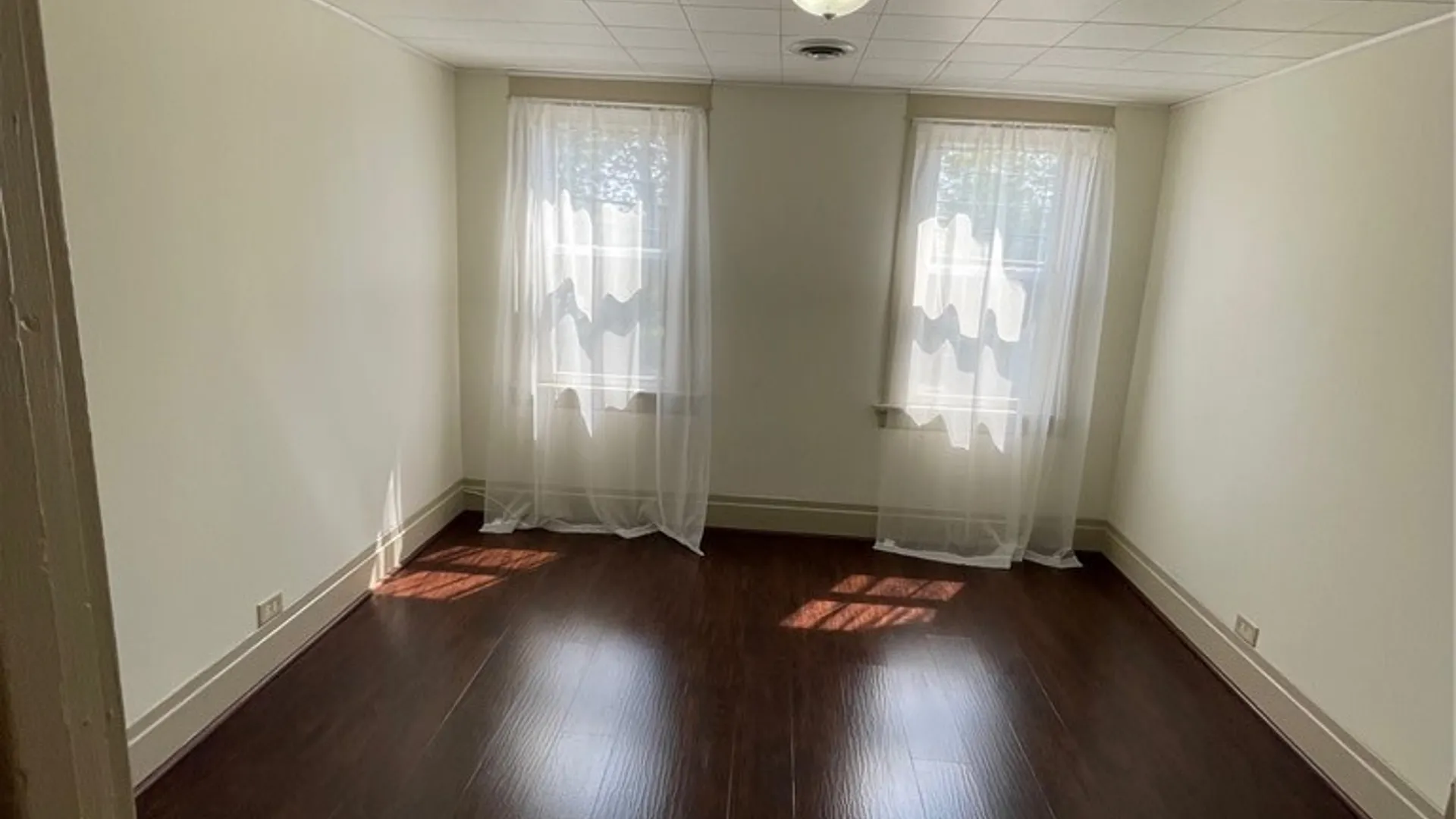 Property at 80 Meadow Place, Cheektowaga, NY 14225 23