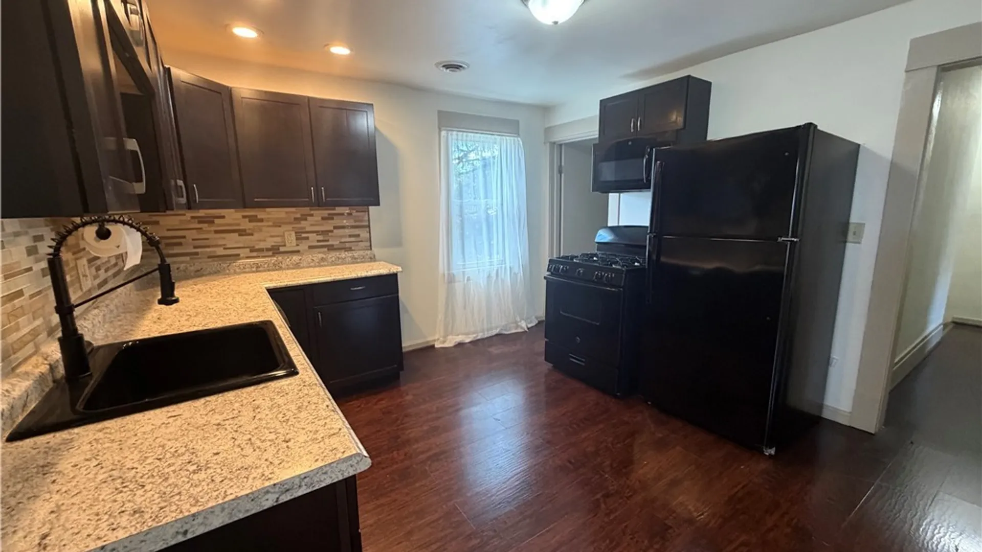 Property at 80 Meadow Place, Cheektowaga, NY 14225 18