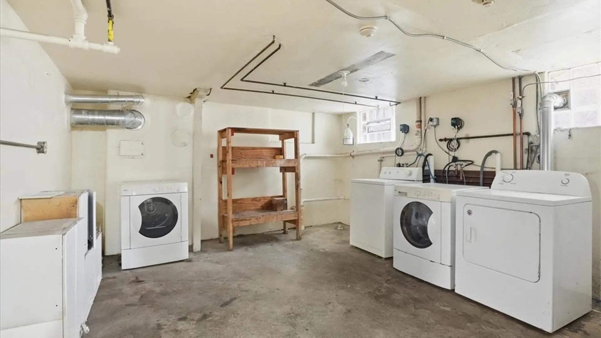 Property at 2452 Delaware Avenue, Buffalo, NY 14216 38