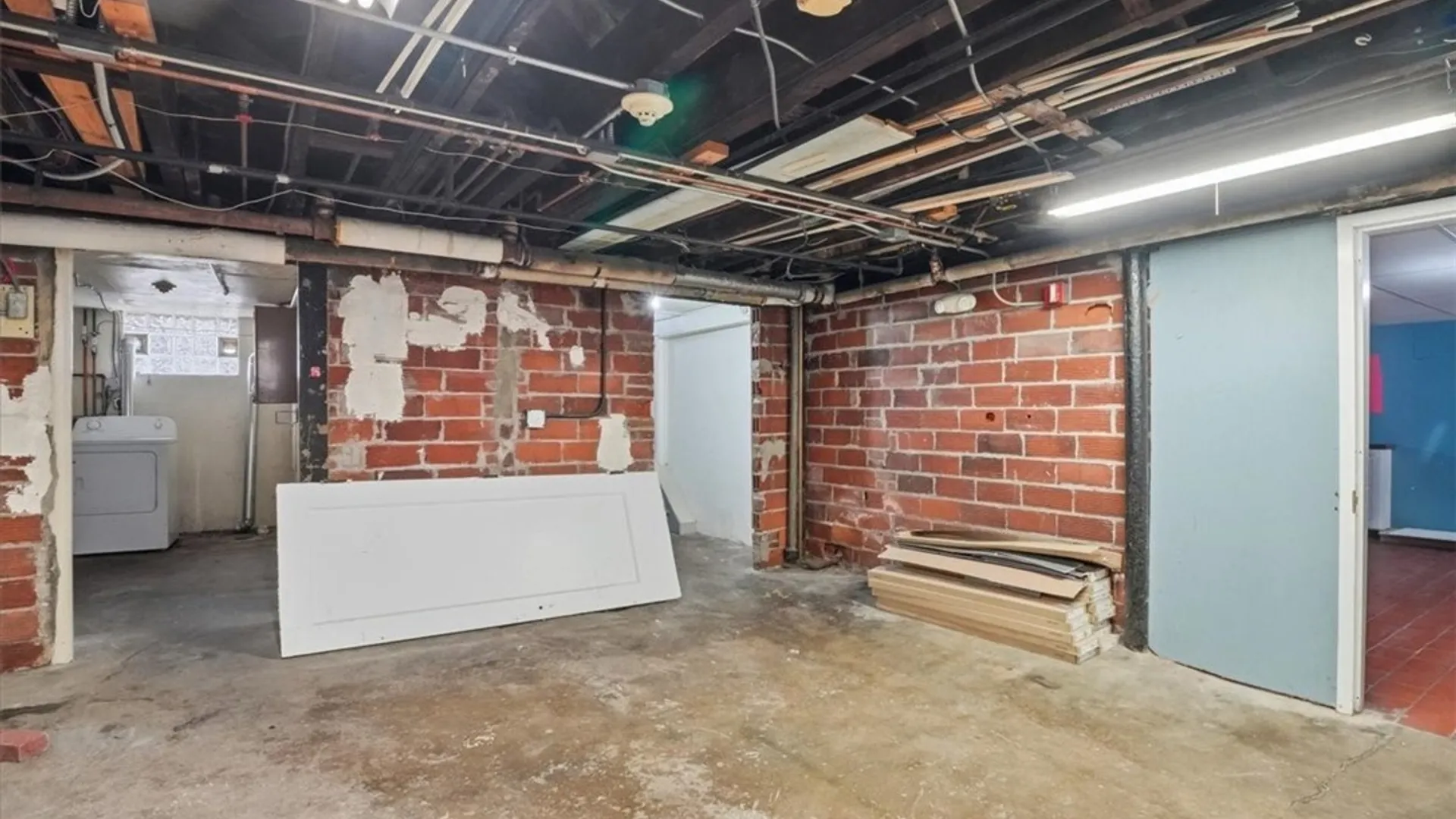 Property at 2452 Delaware Avenue, Buffalo, NY 14216 39