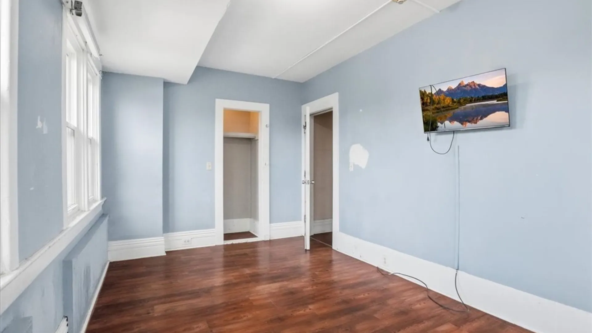 Property at 2452 Delaware Avenue, Buffalo, NY 14216 21