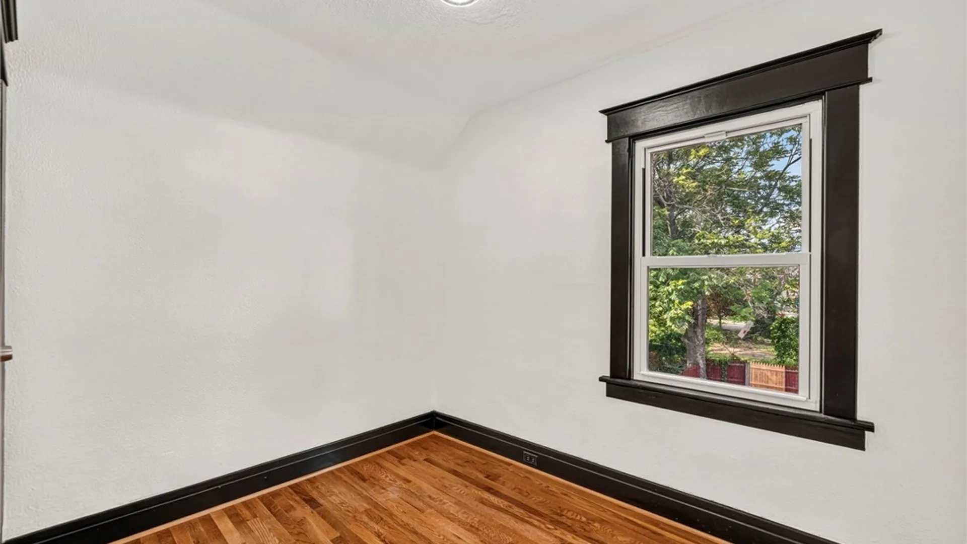 Property at 52 Wade Avenue, Buffalo, NY 14214 25