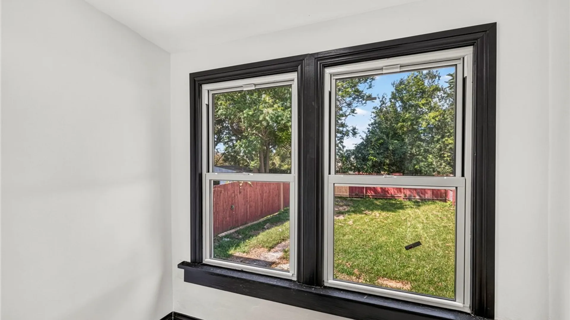 Property at 52 Wade Avenue, Buffalo, NY 14214 17