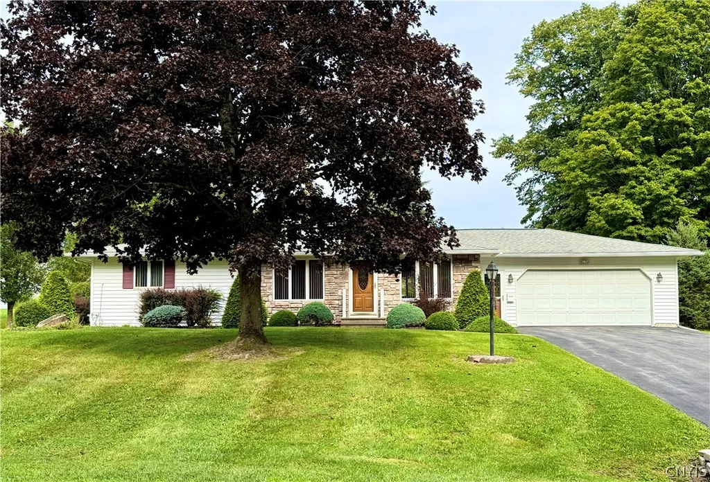 Property at 155 Valley View Road, New Hartford, NY 13413