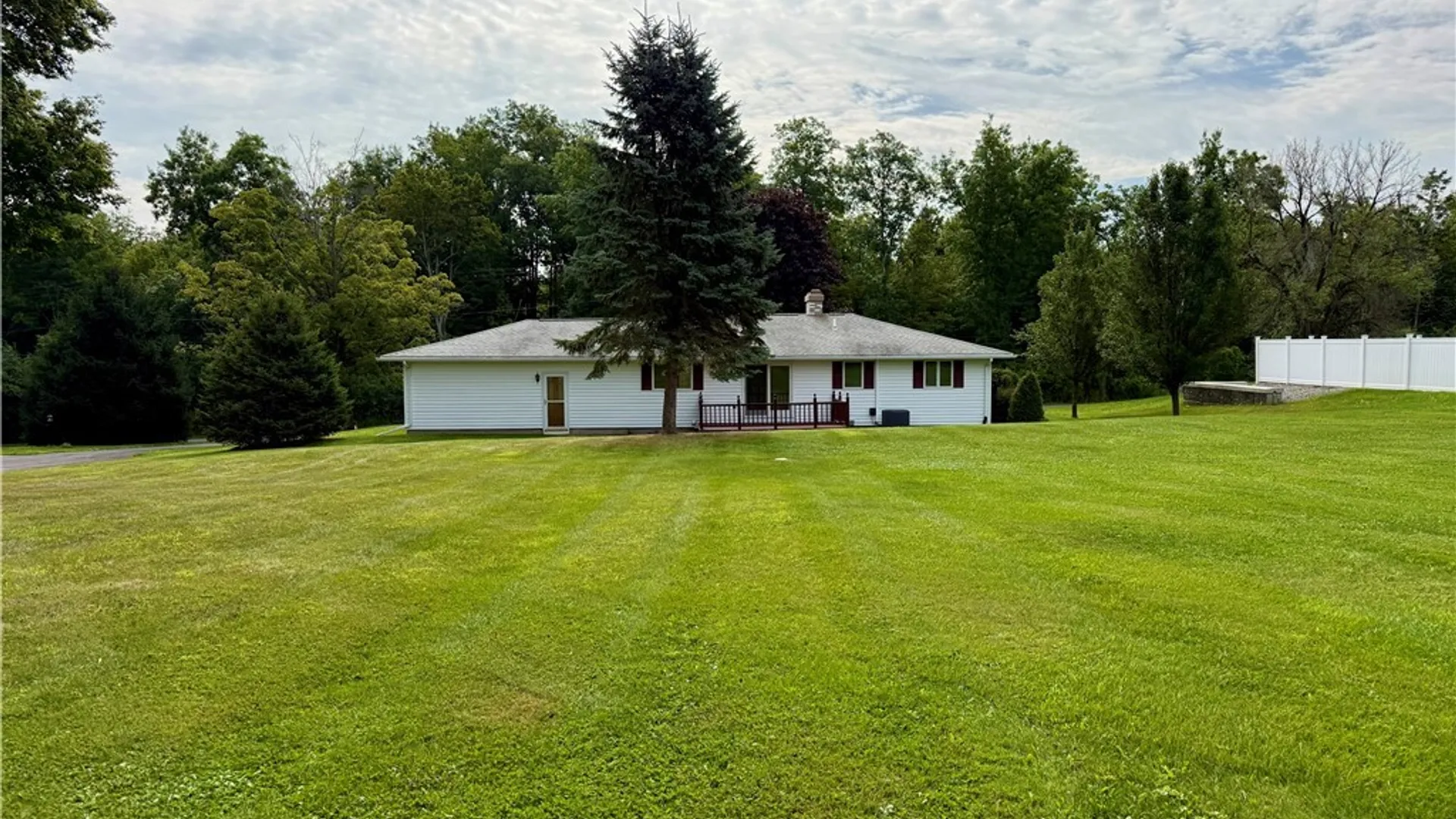 Property at 155 Valley View Road, New Hartford, NY 13413 9