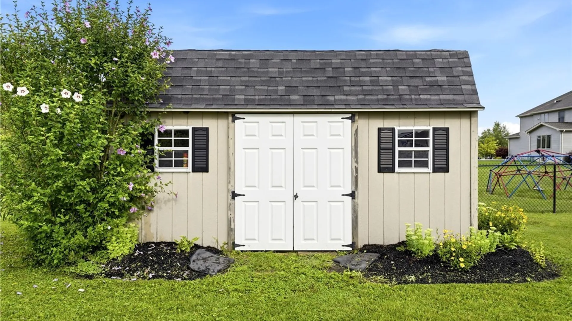 Property at 52 Avian Way, Lancaster, NY 14086 47