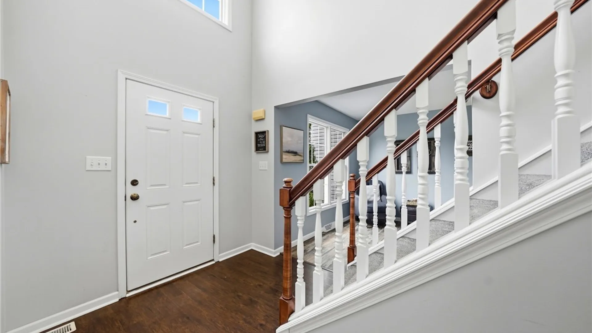 Property at 52 Avian Way, Lancaster, NY 14086 24