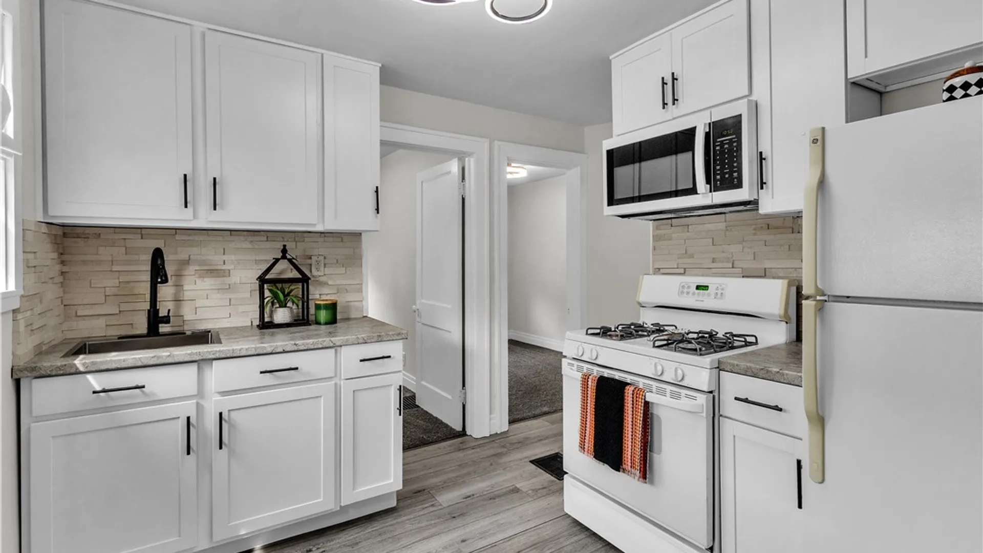 Property at 3032 Petroleum St Street, Niagara, NY 14305 15