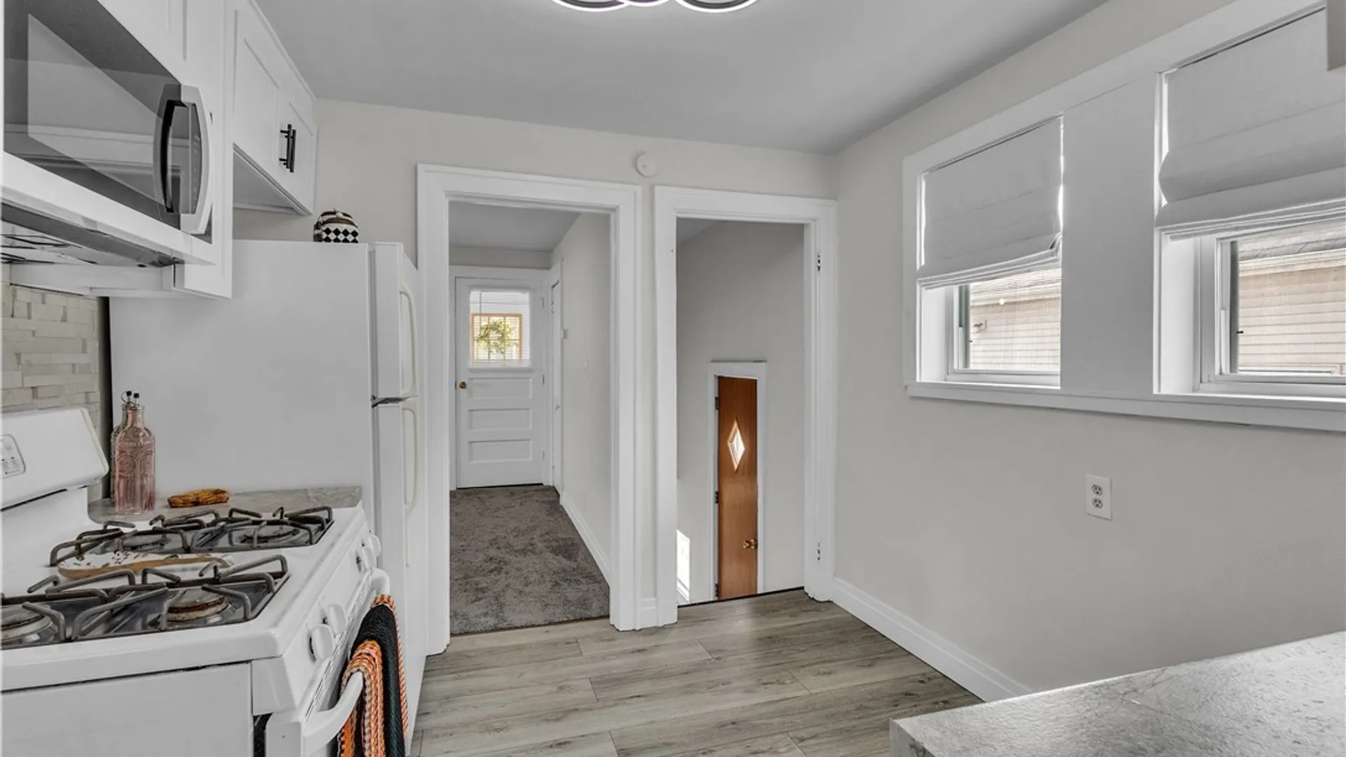 Property at 3032 Petroleum St Street, Niagara, NY 14305 12