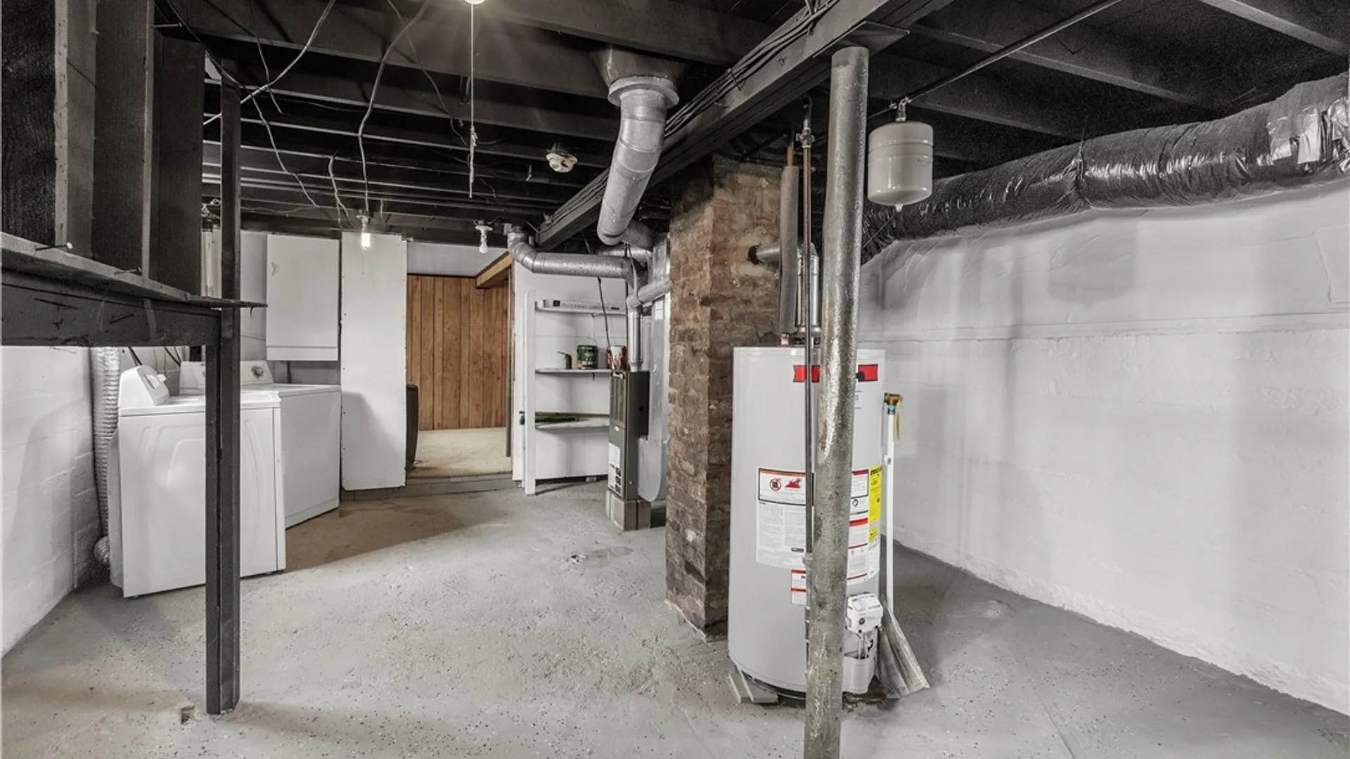 Property at 3032 Petroleum St Street, Niagara, NY 14305 24