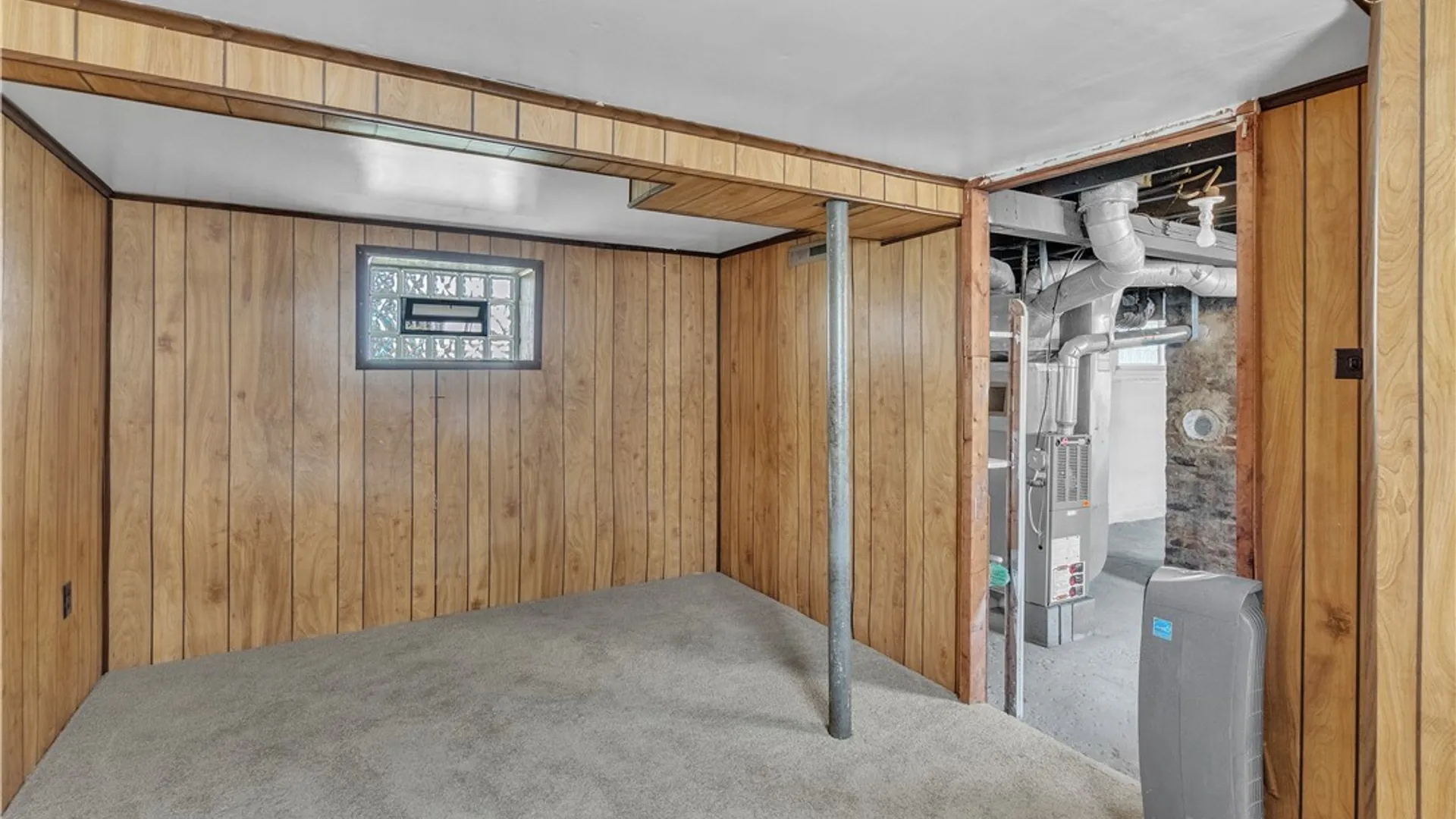Property at 3032 Petroleum St Street, Niagara, NY 14305 25