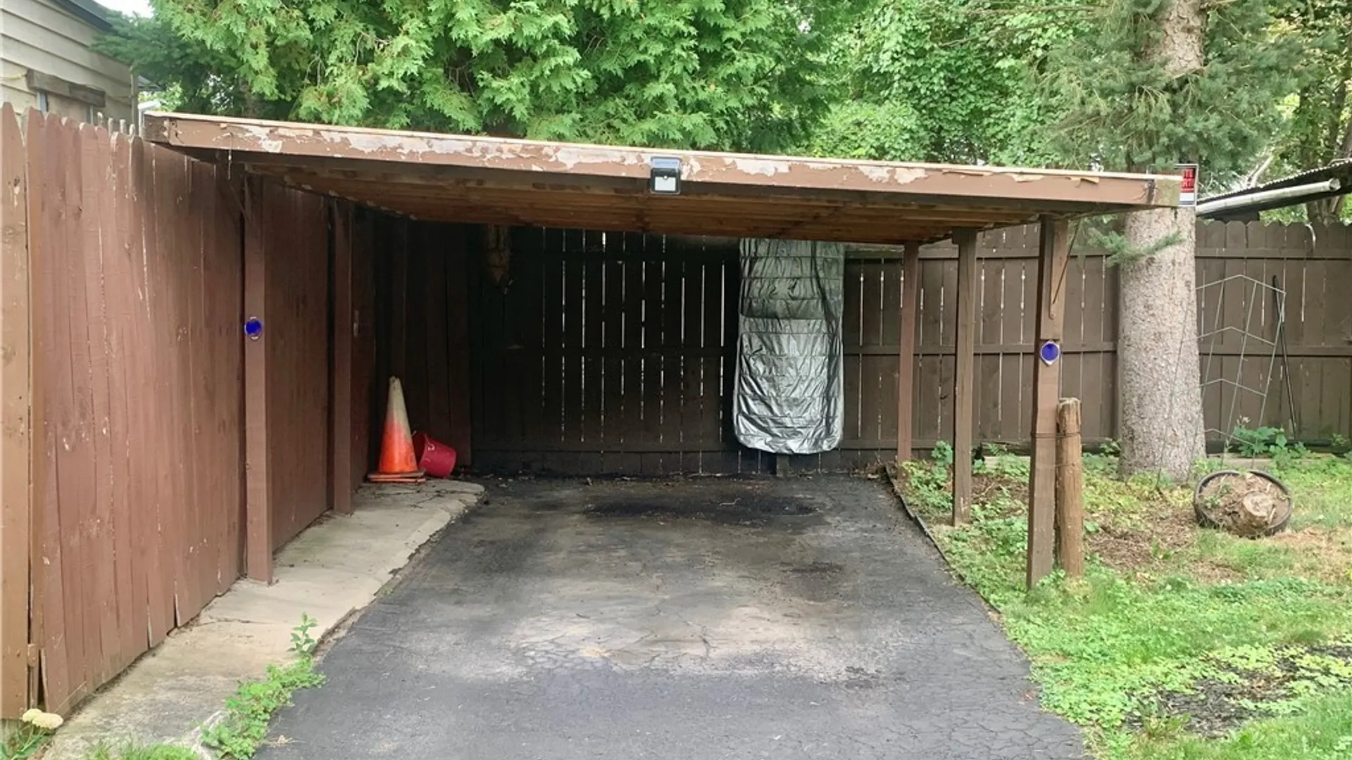 Property at 1002 Morris Street, Utica, NY 13501 4