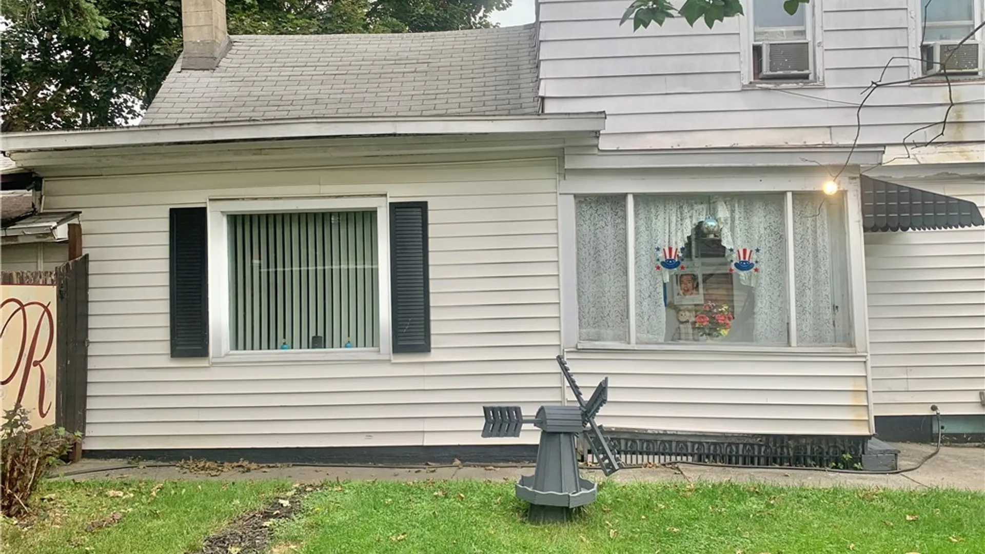 Property at 1002 Morris Street, Utica, NY 13501 6