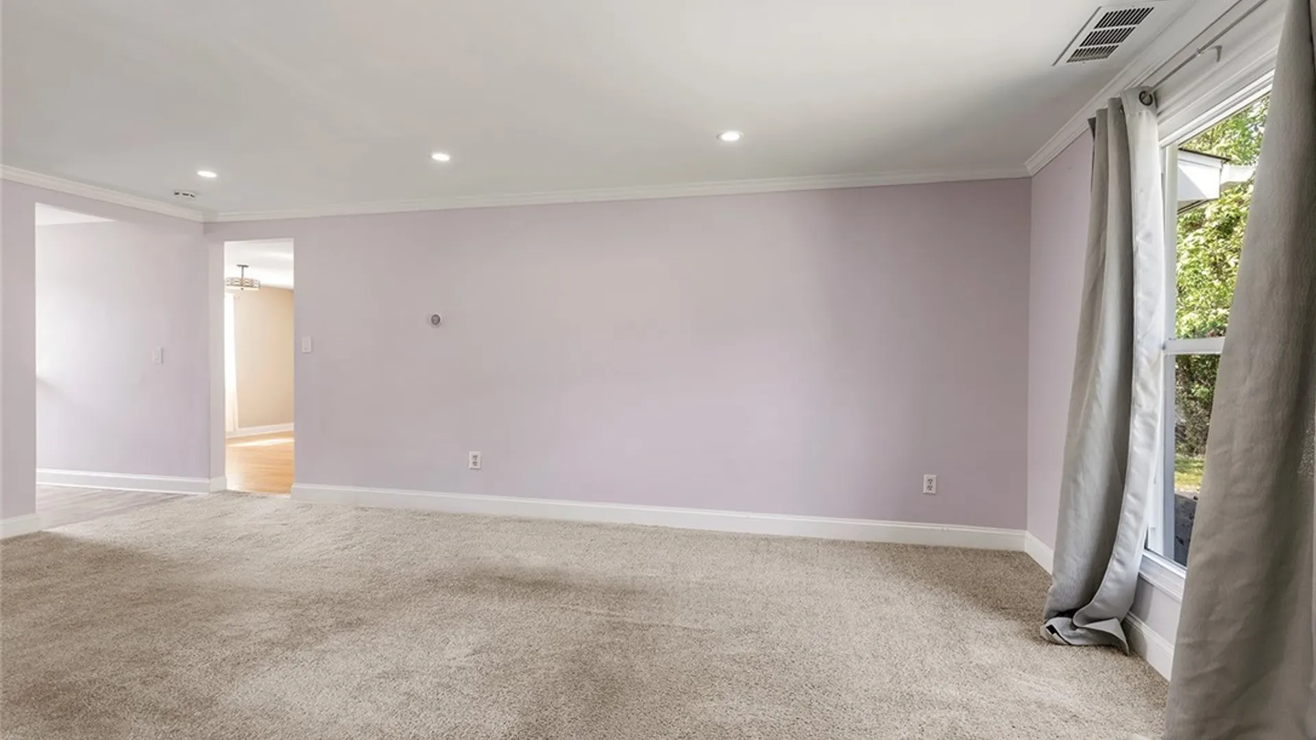 Property at 242 Sundridge Drive, Amherst, NY 14228 6