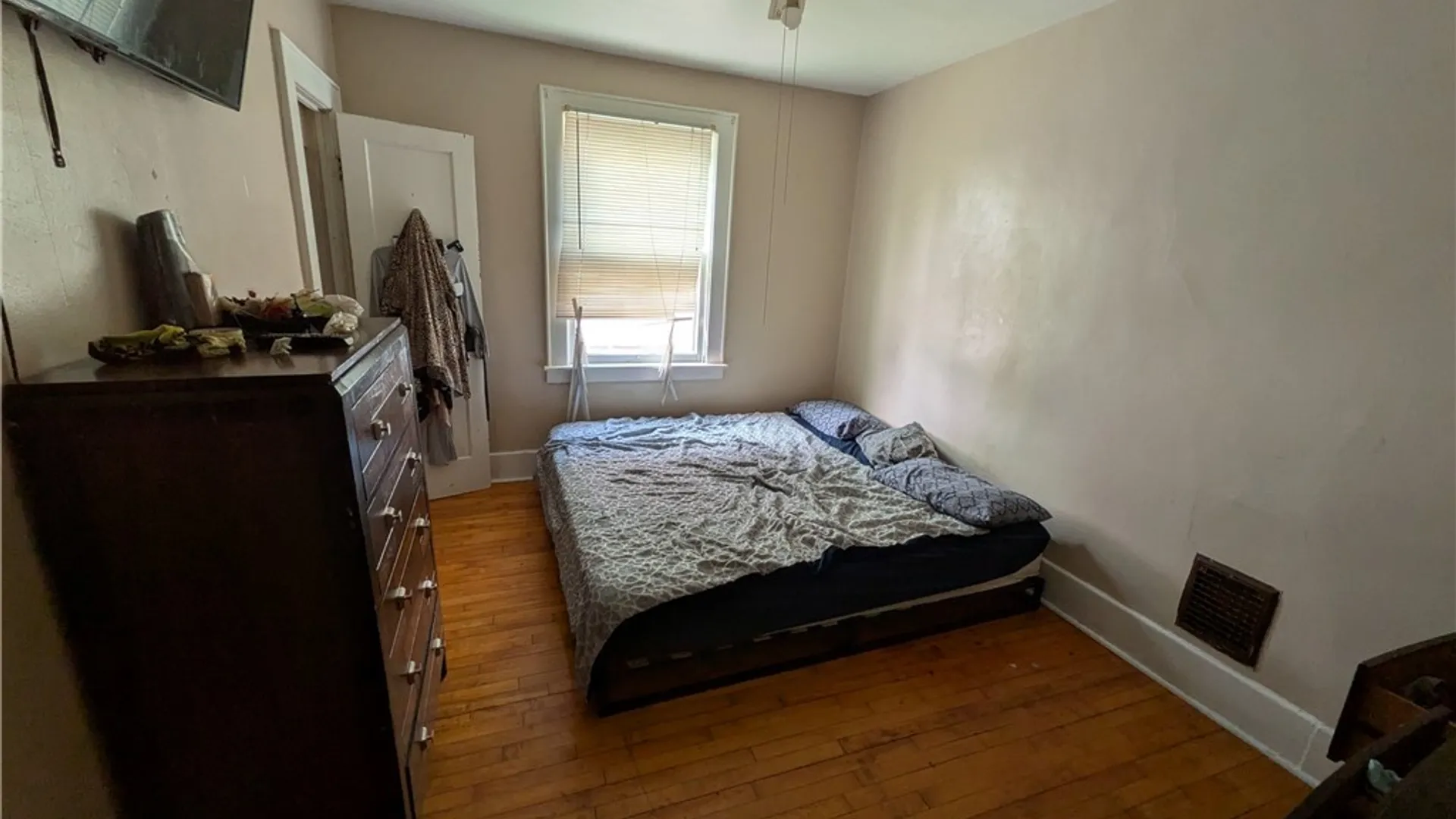 Property at 1015 Eagle Street, Utica, NY 13501 16