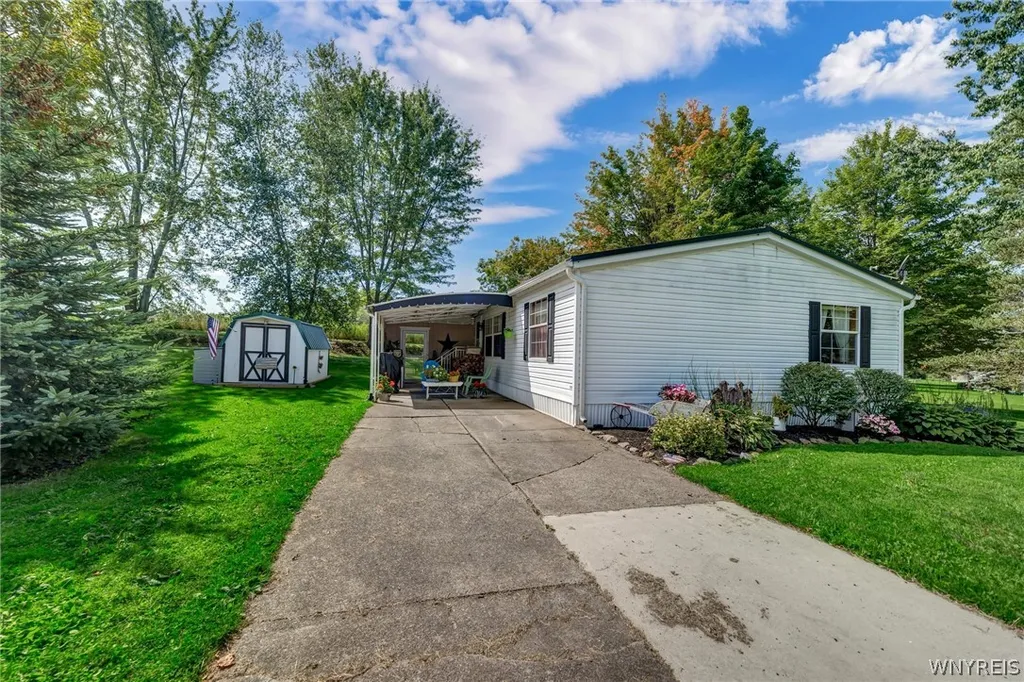 Property at 6070 Michigan Road, Arcade, NY 14009