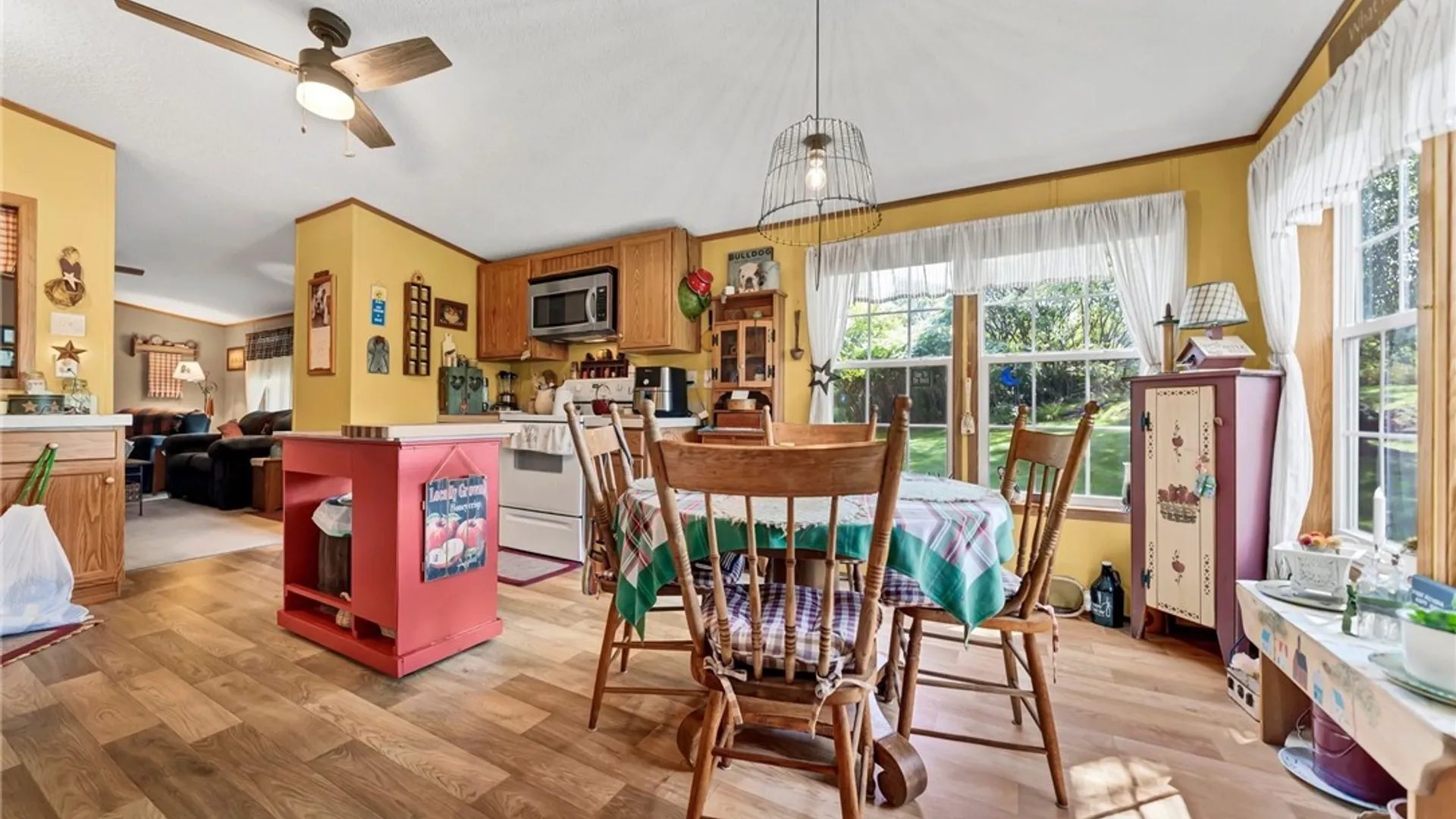 Property at 6070 Michigan Road, Arcade, NY 14009 18