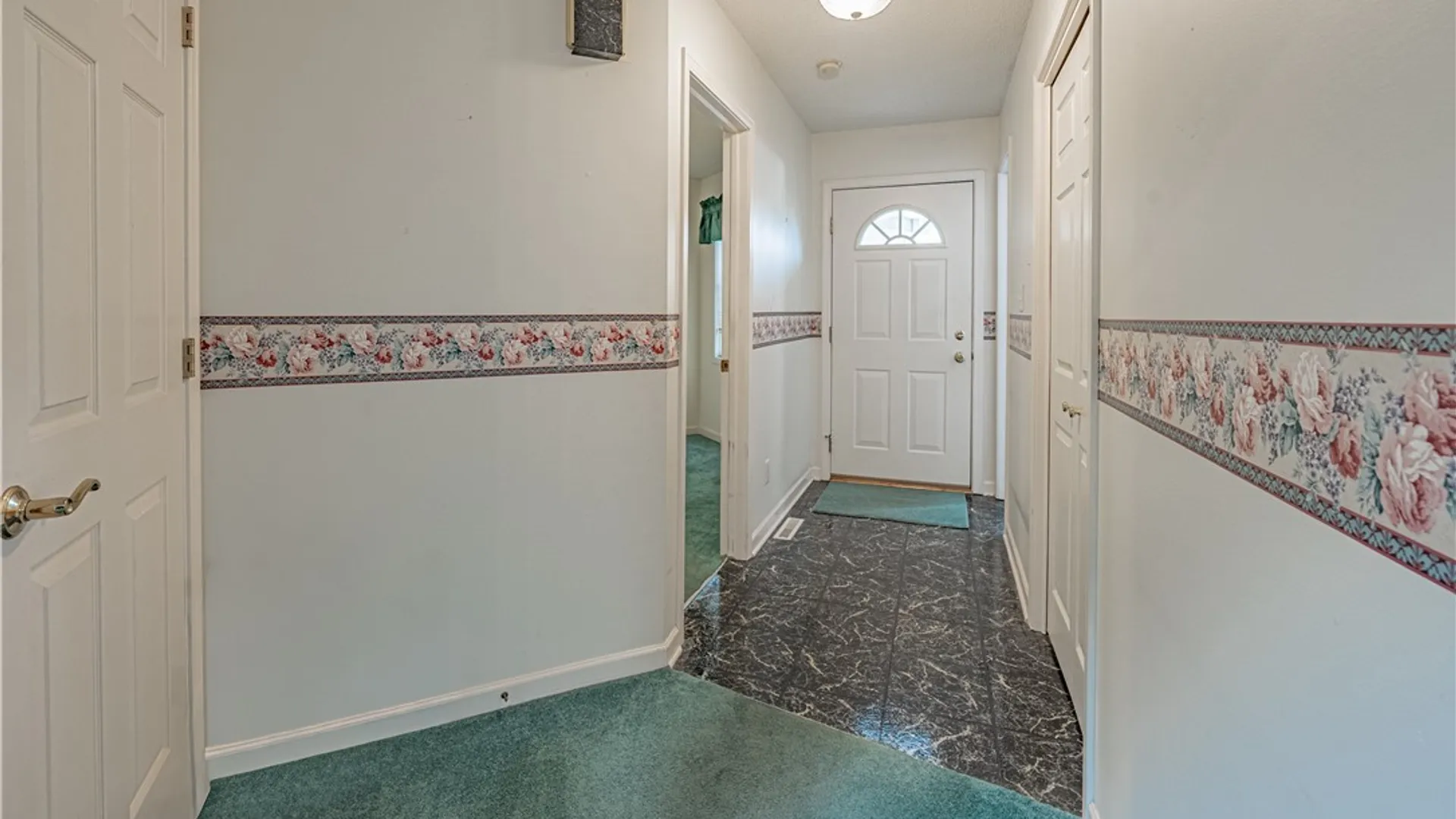 Property at 6861 Nickis Lane, Wheatfield, NY 14304 7