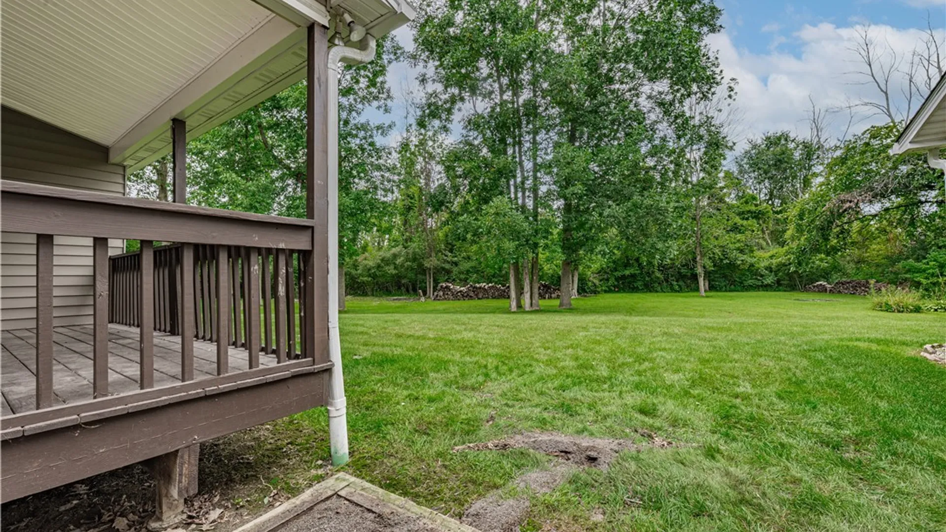 Property at 6861 Nickis Lane, Wheatfield, NY 14304 41