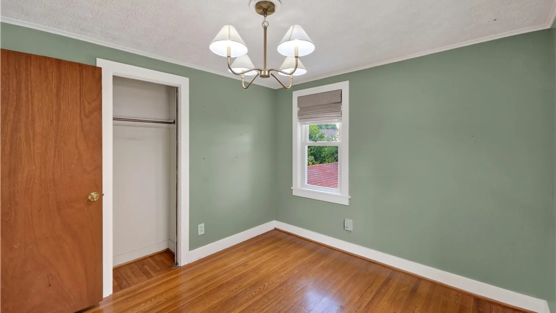 Property at 140 Irvington Road, Rochester, NY 14620 25