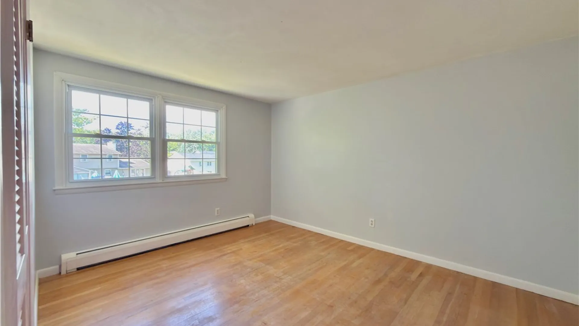 Property at 7 Berrywood Road, Clay, NY 13090 16