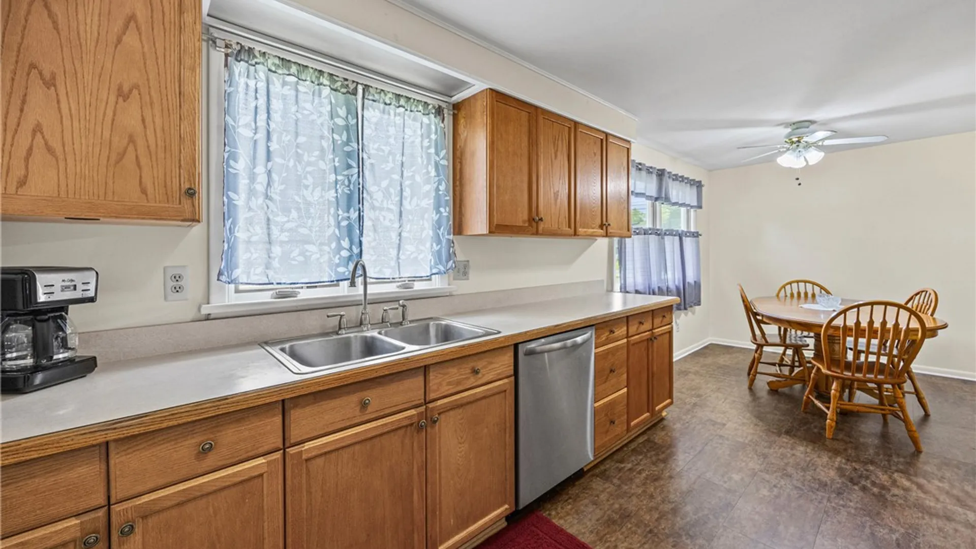 Property at 4 Mercury Drive, Gates, NY 14624 16