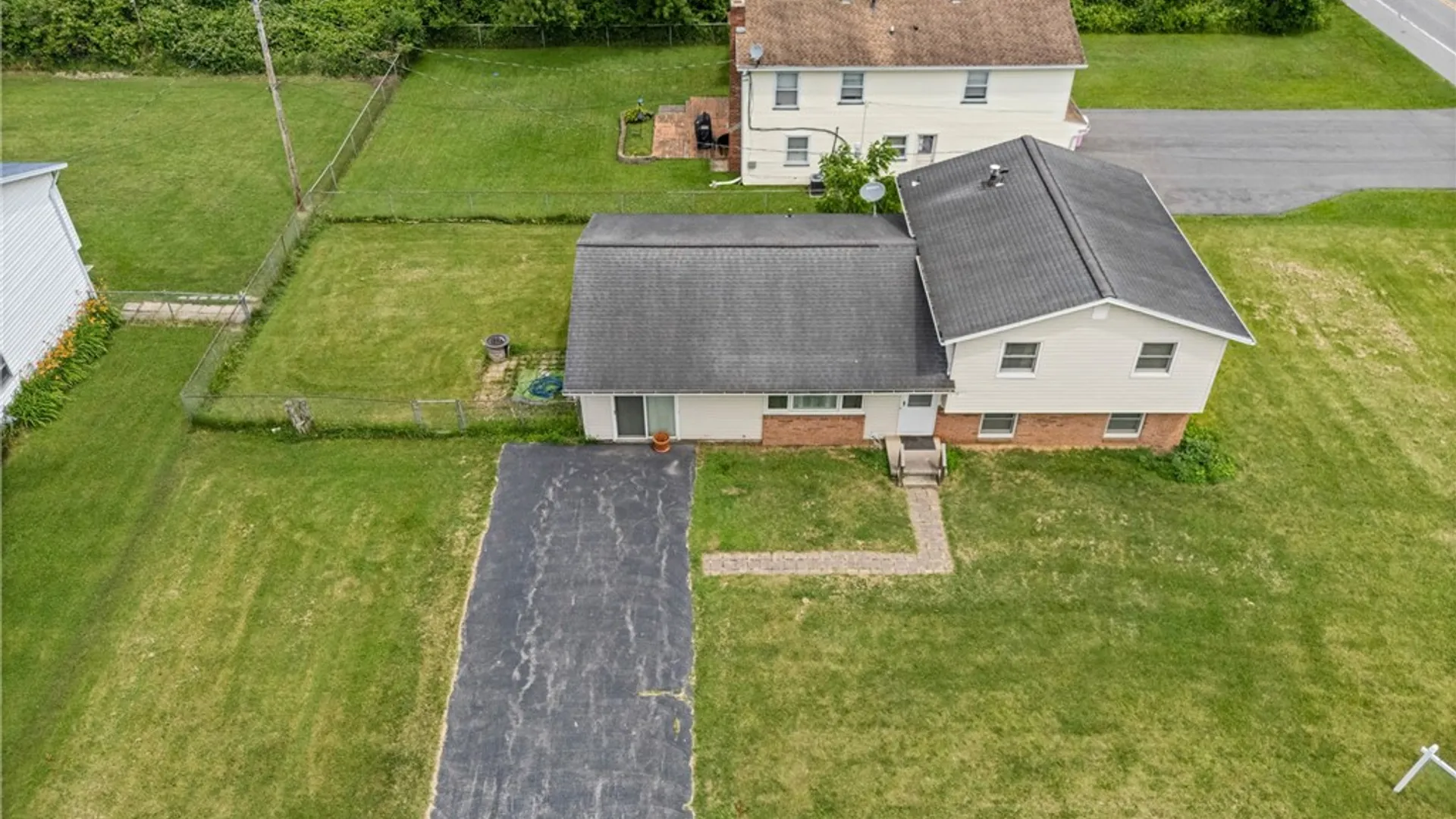 Property at 4 Mercury Drive, Gates, NY 14624 47