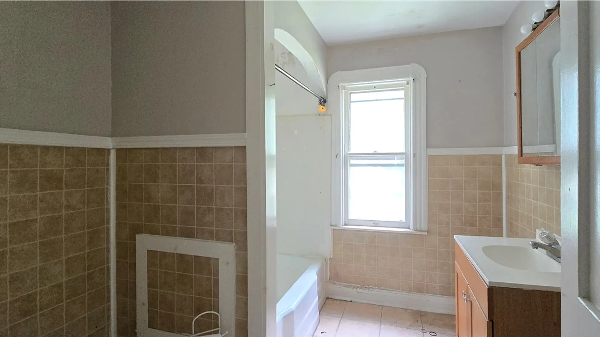 Property at 510-512 W 3rd Street, Elmira City, NY 14901 11